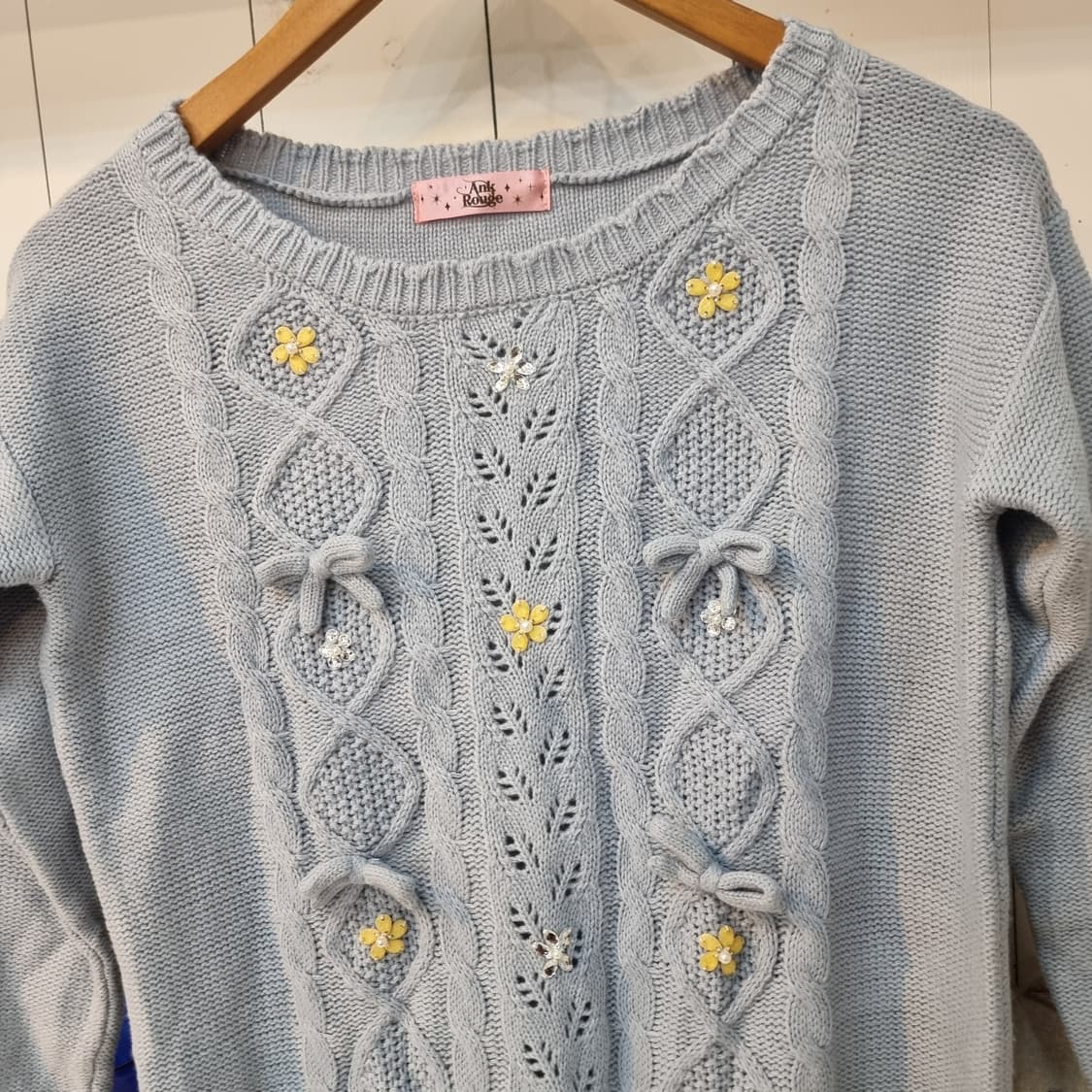 Ank Rouge 앙크루즈플라워 비즈 리본 꽈배기 니트 상품이미지2