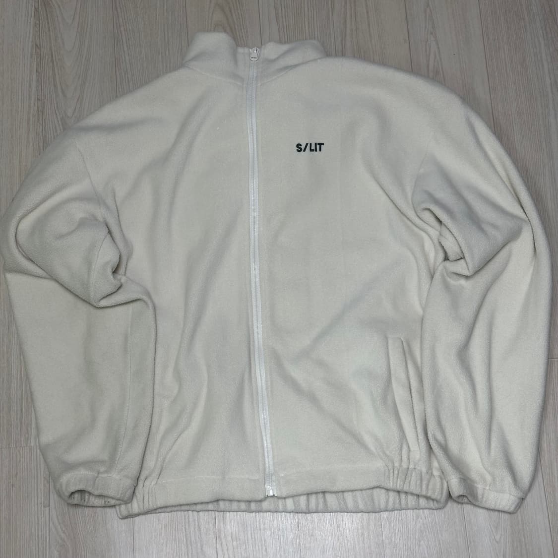 에스릿 아이보리 후리스 L 상품이미지1