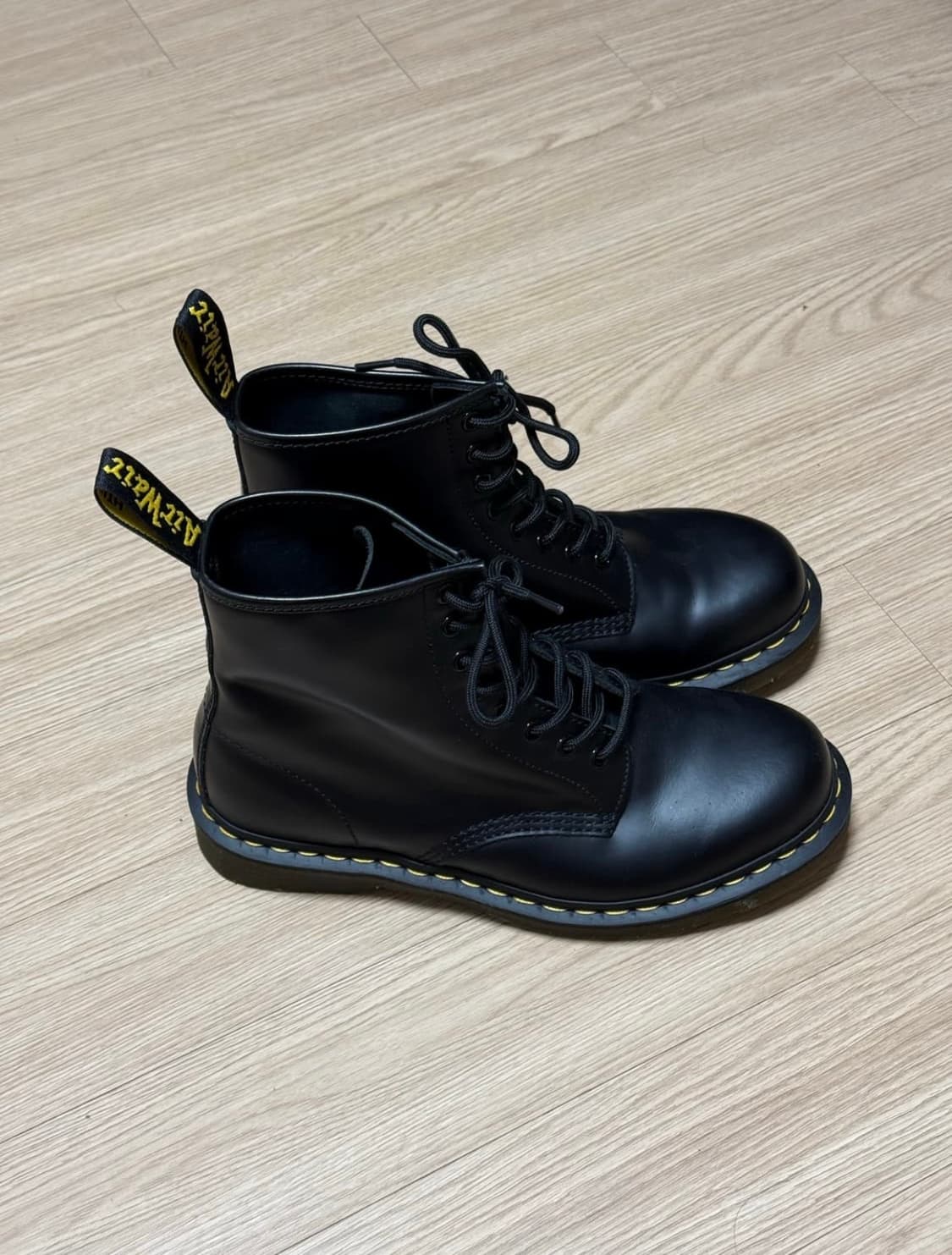 닥터마틴 1460 8홀 상품이미지3