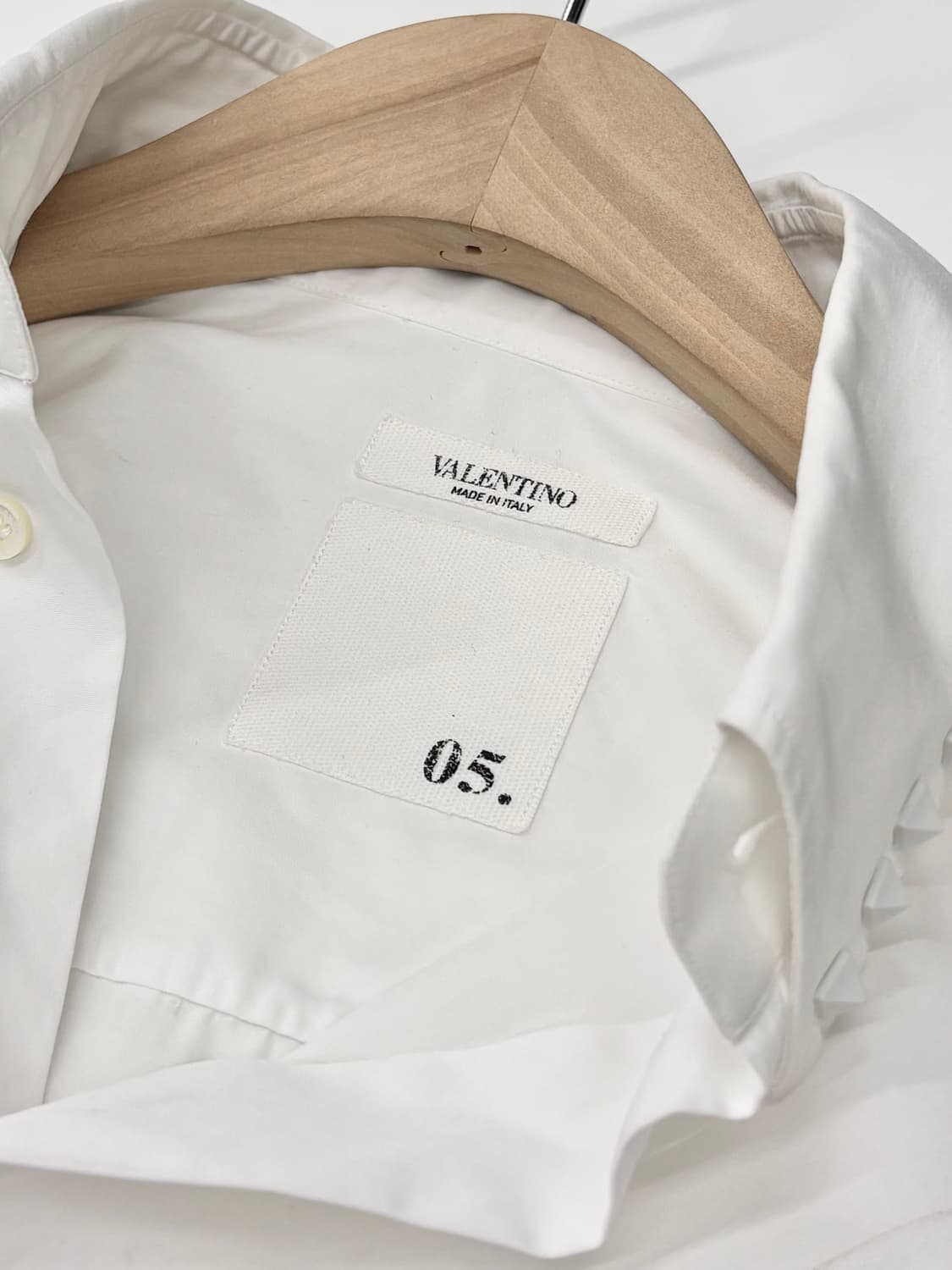 Valentino 발렌티노 화이트 스터드 셔츠 상품이미지7