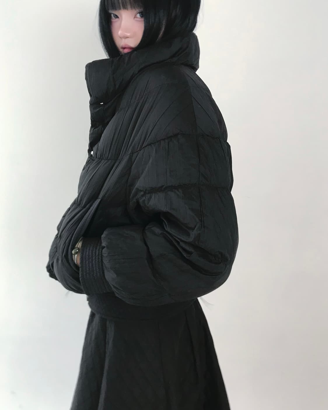 Wrinked-sleeve short puffer jacket 상품이미지6