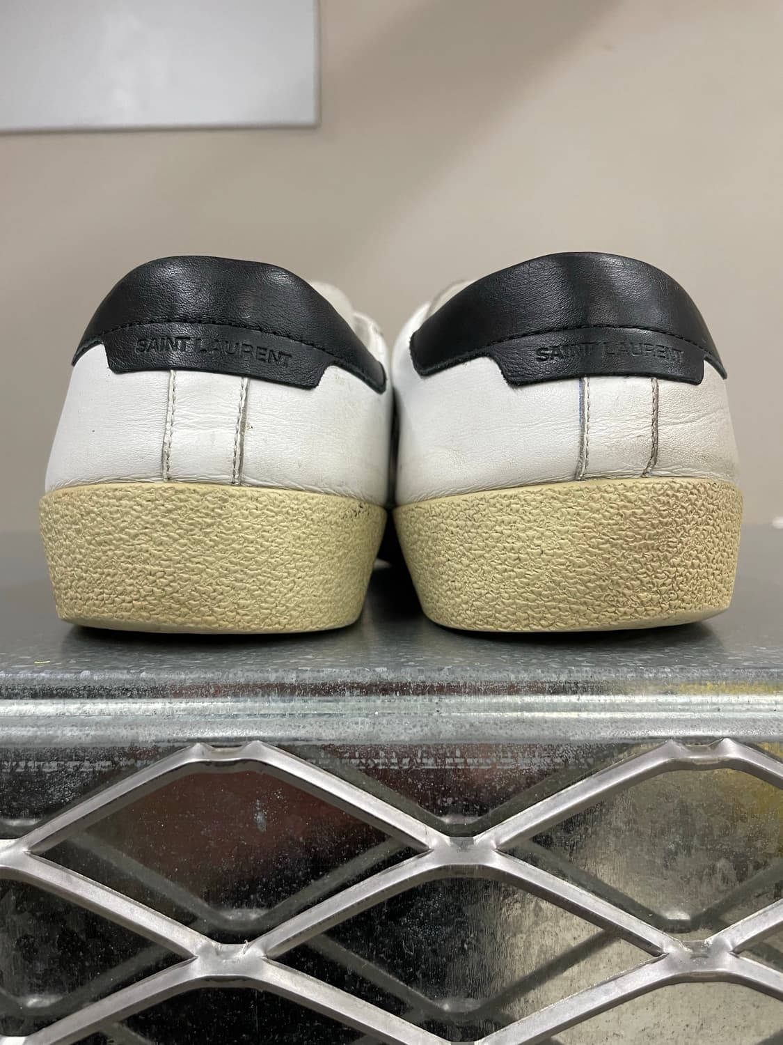 생로랑 코트 클래식 화이트 41.5 상품이미지9