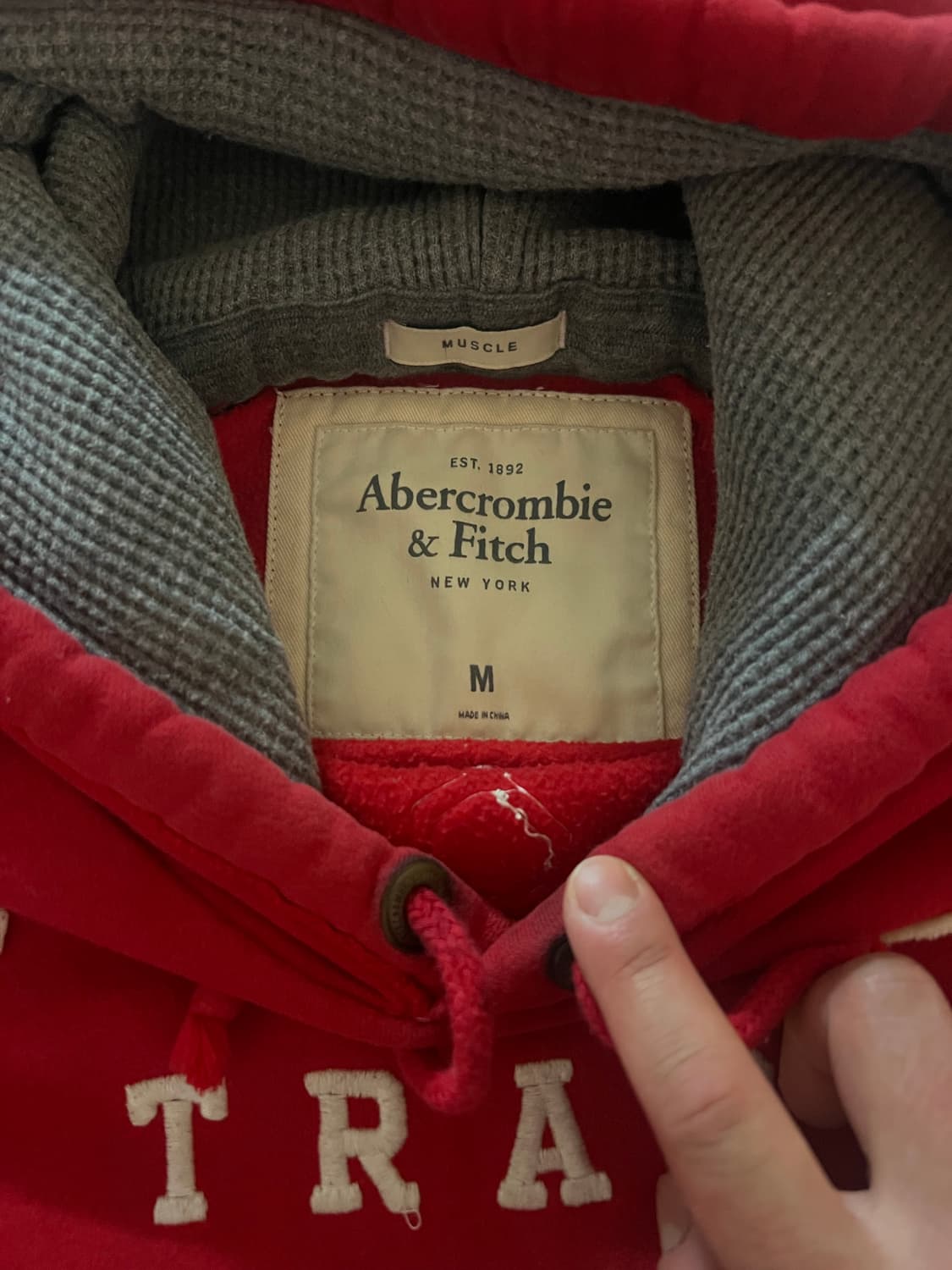 아베크롬비 후드티 레드 M 상품이미지2