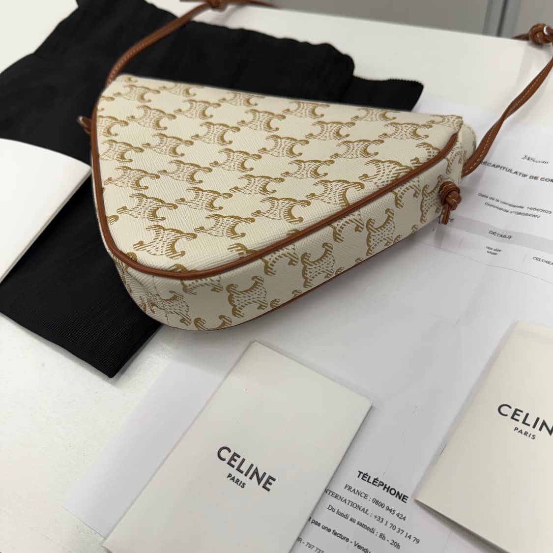 셀린느 트라이앵글 캔버스 크로스백 스몰 상품이미지4