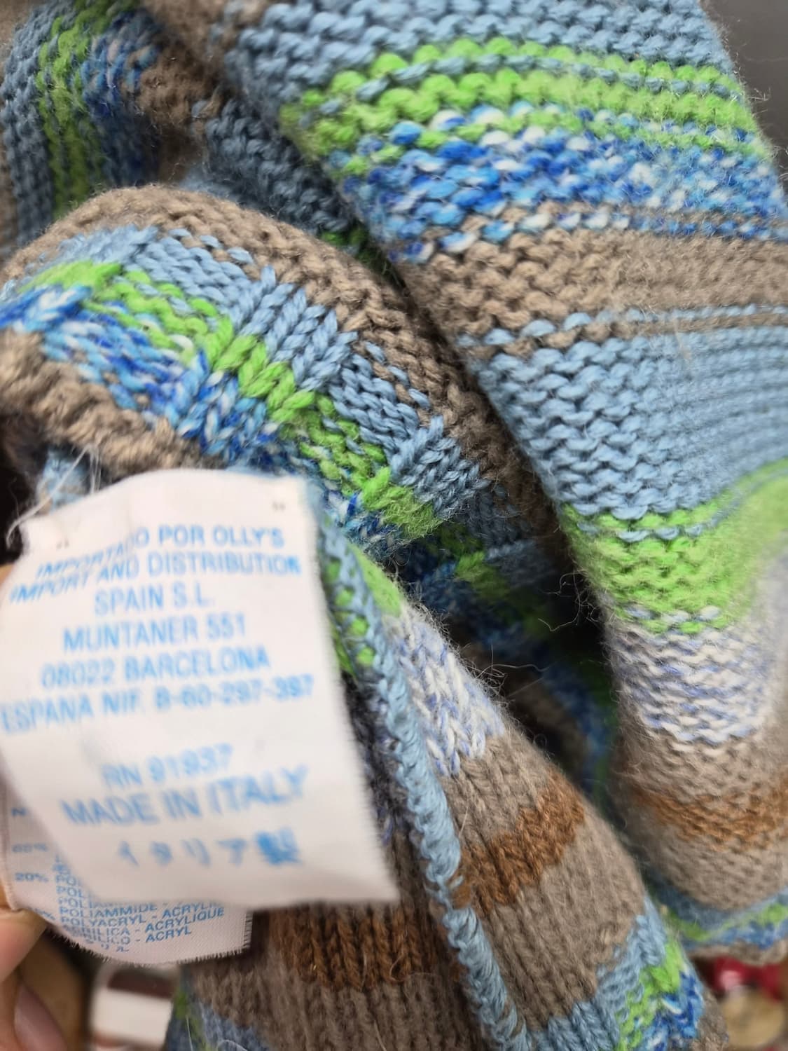 오일릴리 브이넥니트. 자라 핀턱슬랙스 상품이미지6