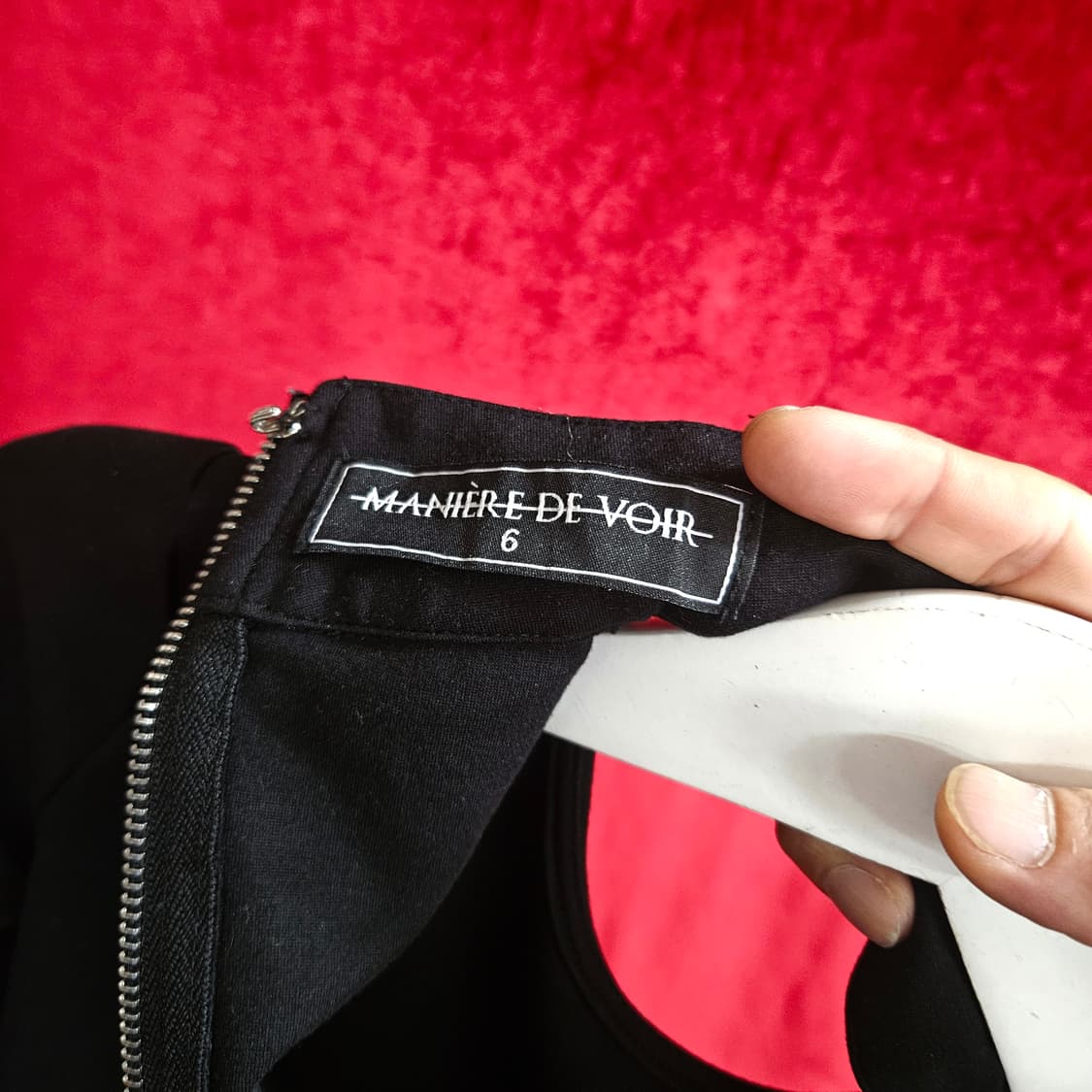 Maniere de vior 라운드 절개 하이넥 텐션 탑 상품이미지6