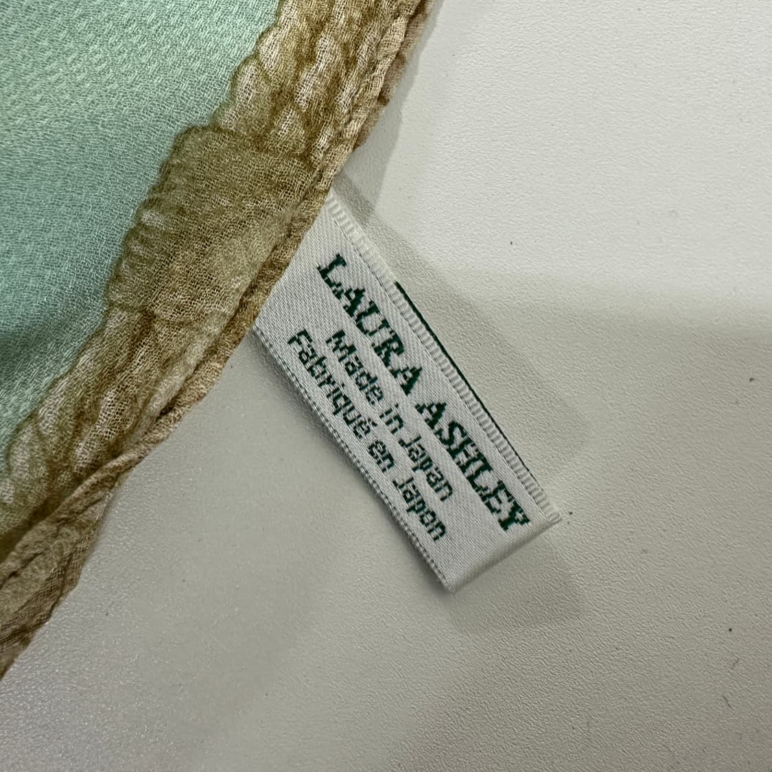 로라 애슐리 실크 스카프 상품이미지2