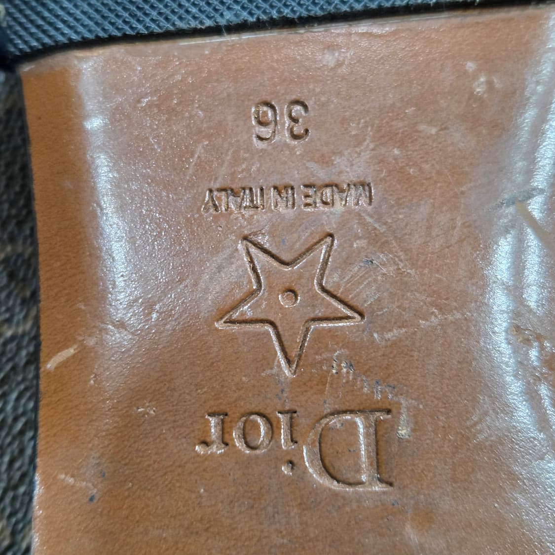 디올 Dway 뮬 슬리퍼 상품이미지4