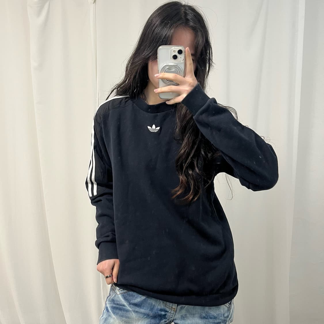 Adidas Black Center Logo Sweatshirt  상품이미지1