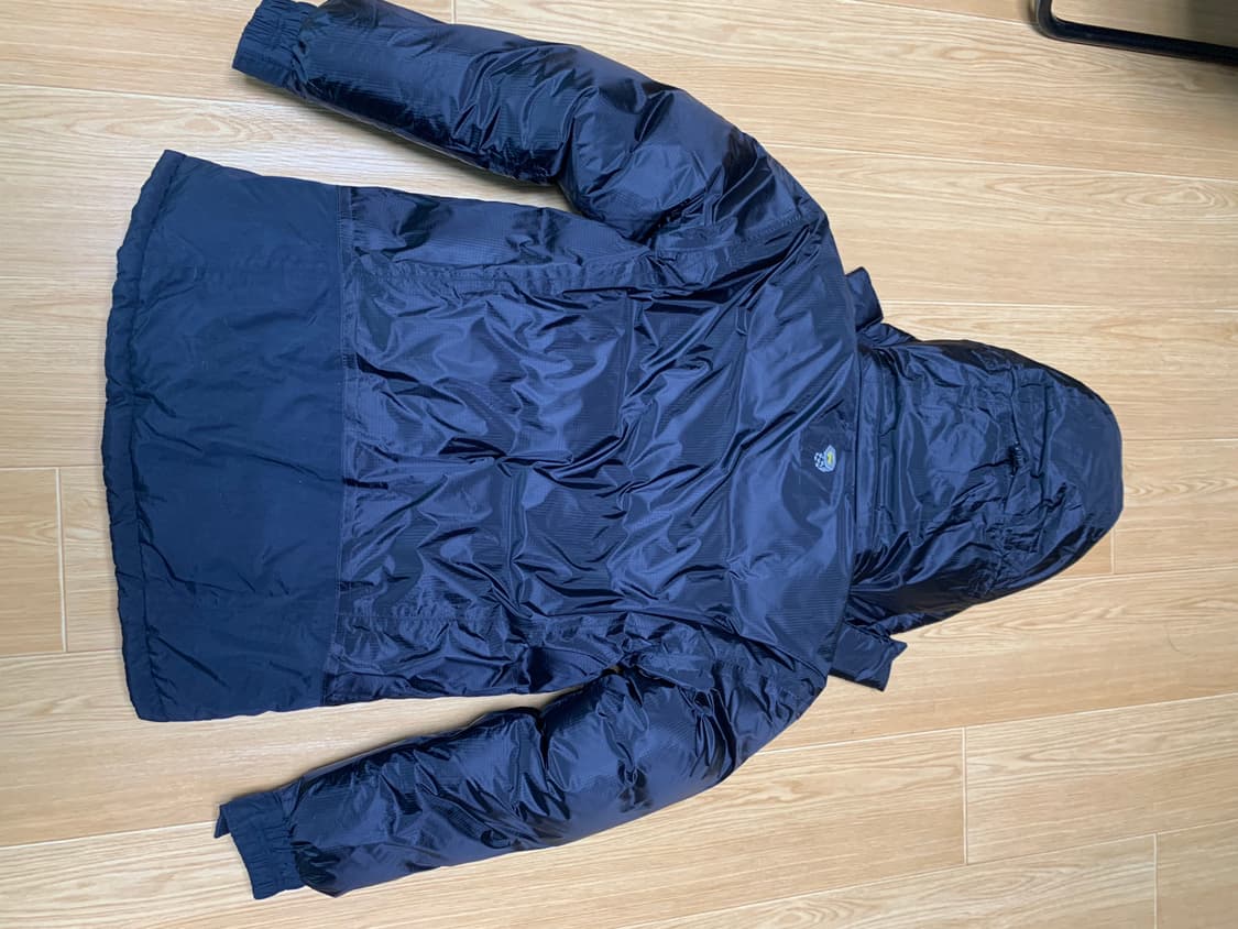 마운틴 하드웨어 블랙 미디움 콜드에이스 새상품급 상품이미지5