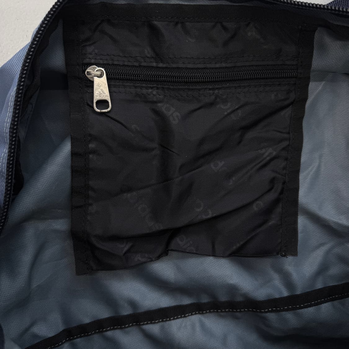 아디다스 00s Y2K 하늘색 빅로고 올드스쿨 크로스백 상품이미지7