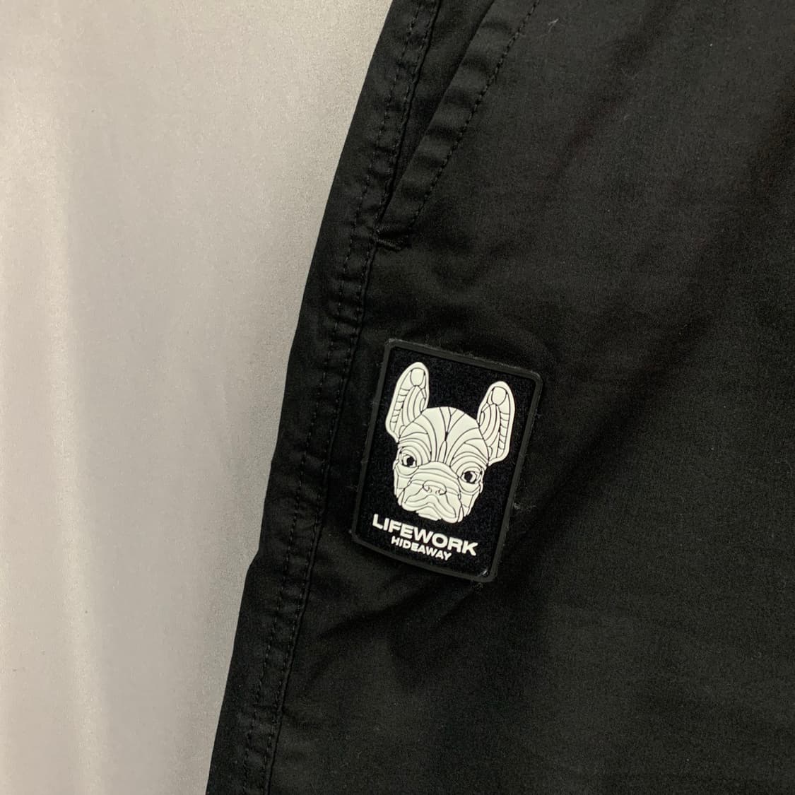 L 라이프워크 스퀘어 라독 패치 스판 밴딩 반바지 상품이미지4