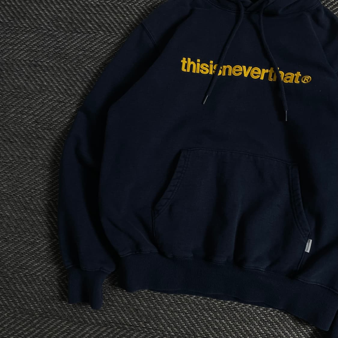 디스이즈네버댓 스펠로고 후드 티셔츠 네이비 y 3726 상품이미지4