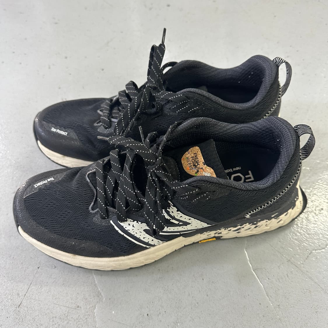 280 뉴발란스 프레시폼x이에로v7 0406D 상품이미지3