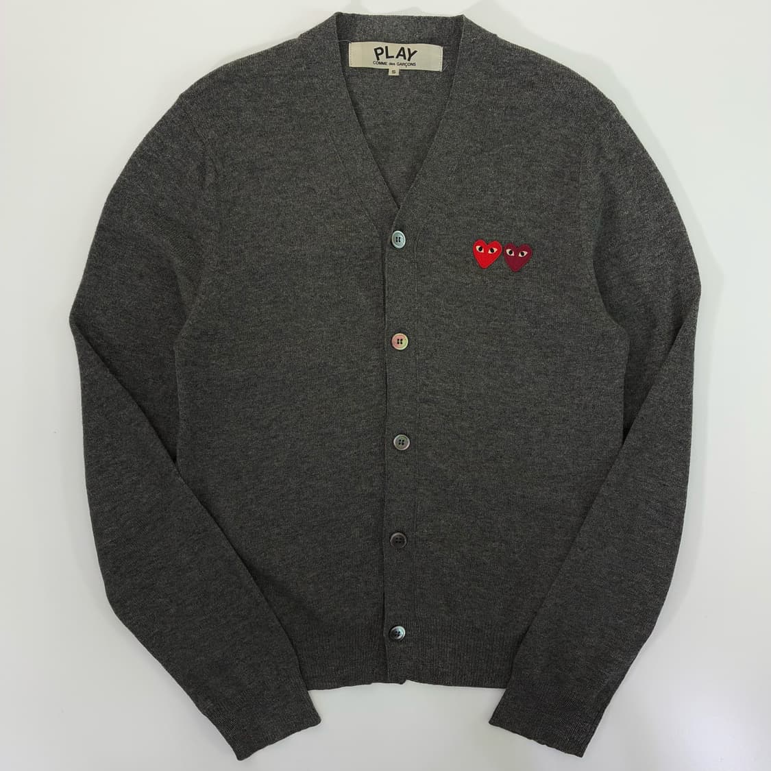 Comme des Garçons  꼼데가르송 더블하트 자수 그레이 가디건 상품이미지1