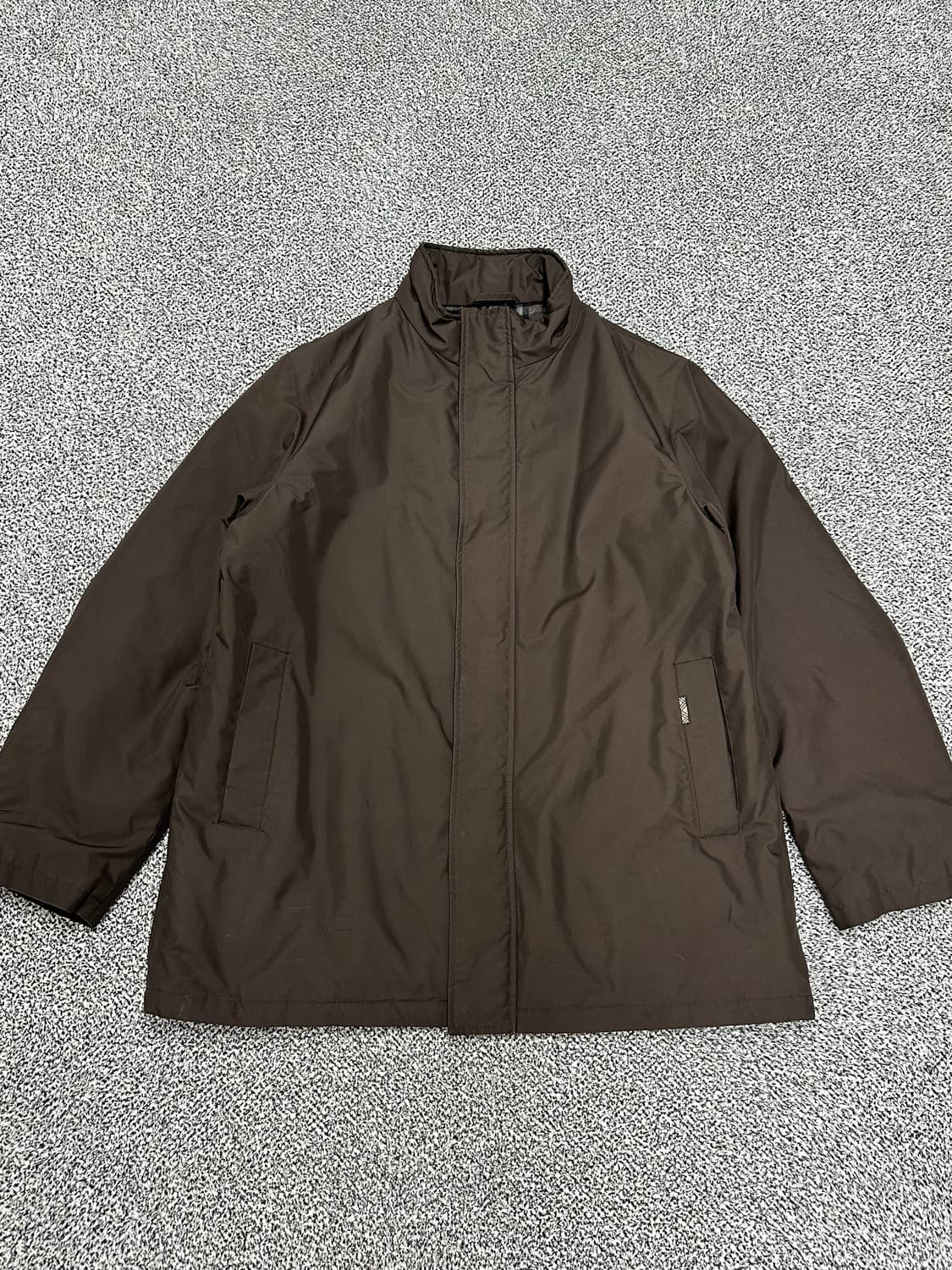 버버리 신형 브라운 점퍼 자켓 상품이미지1