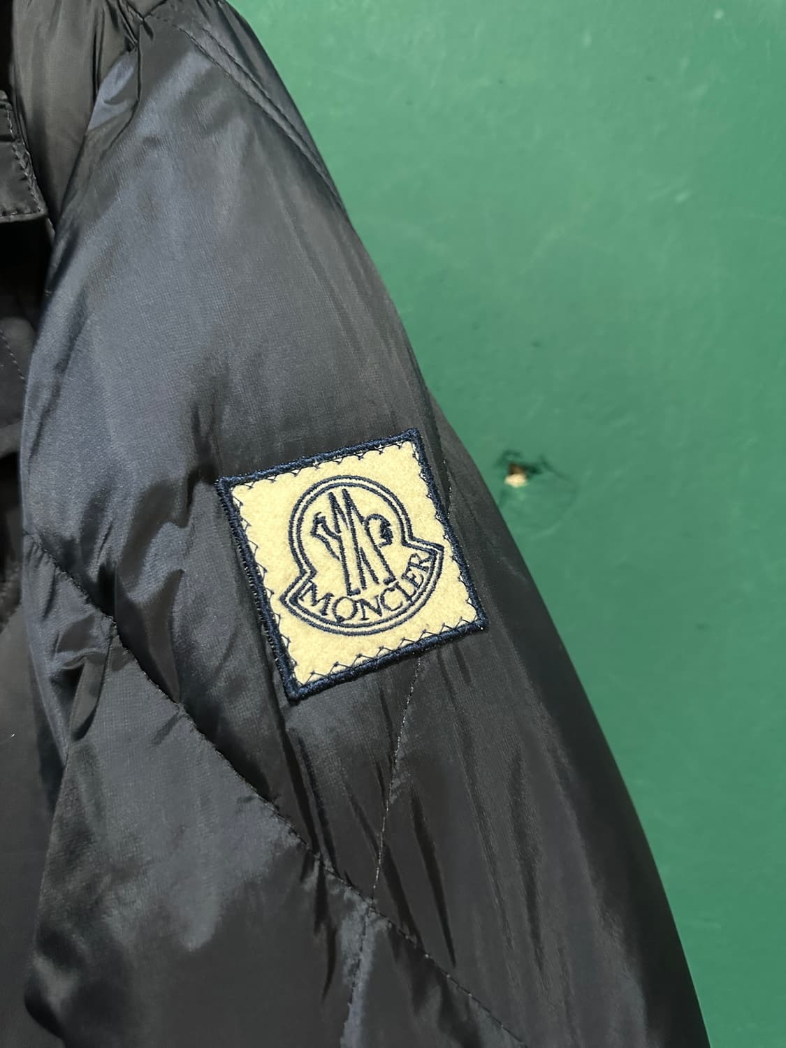 몽클레어 감마블루 패딩 네이비 3사이즈 상품이미지5