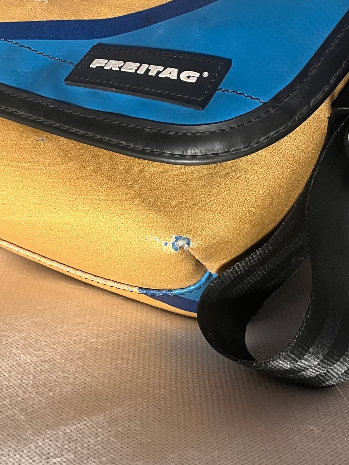 프라이탁 하파오 🟡🔵 상품이미지4