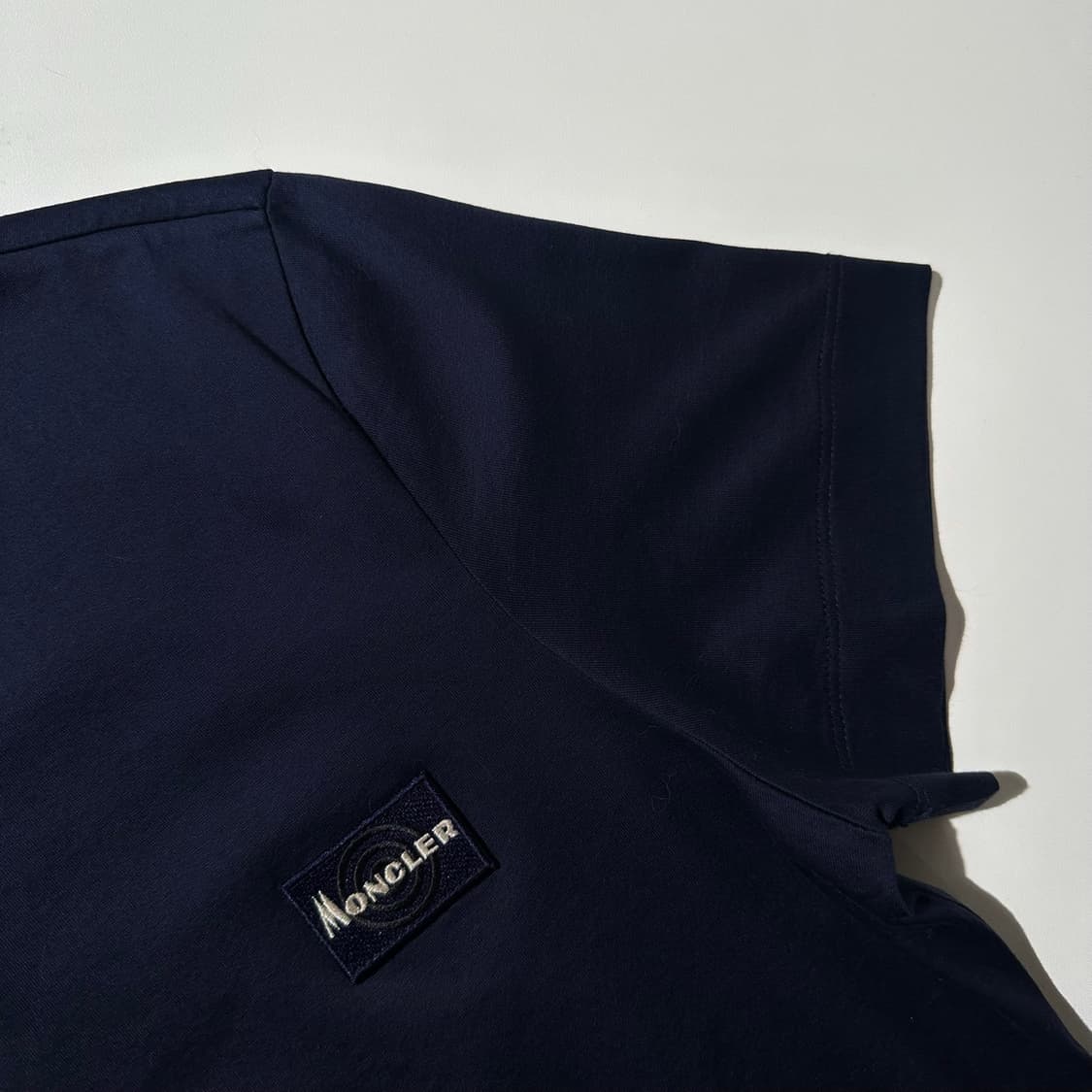 (매장판) 몽클레어 로고 반팔 티셔츠 상품이미지6