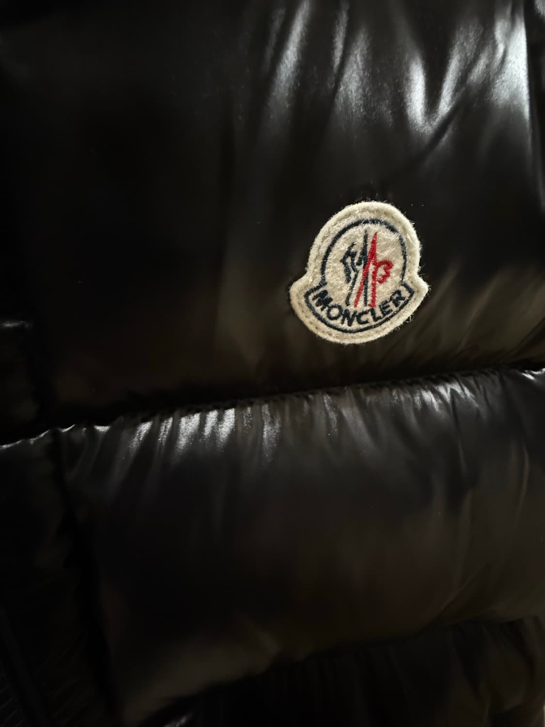 급처) 몽클레어 25F/W Bormes 후드 다운 베스트 상품이미지3