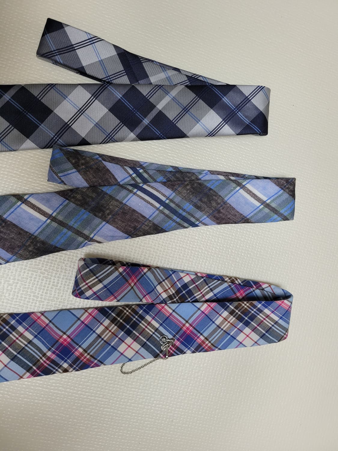 넥타이 3종 (체크패턴 네이비, 블루, 핑크) 상품이미지6