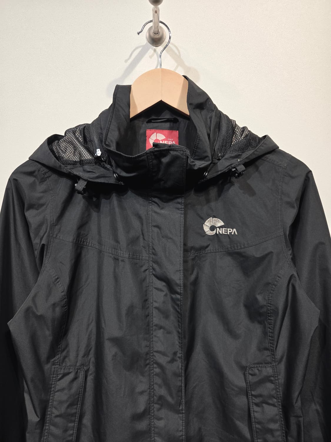 NEPA 네파 블랙 바람막이 자켓 상품이미지3