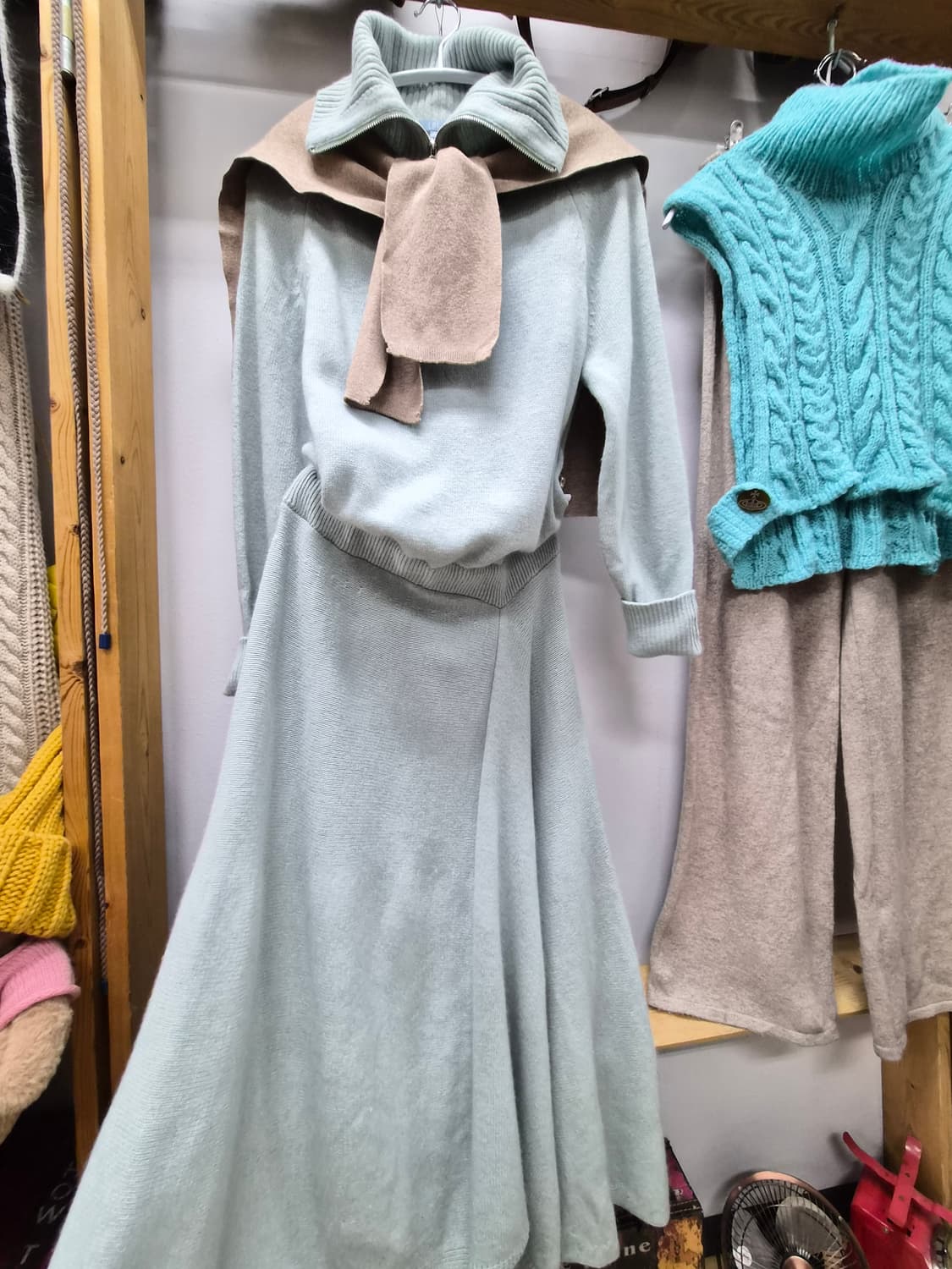 캐시미어 언발 민트 니트 원피스 상품이미지1