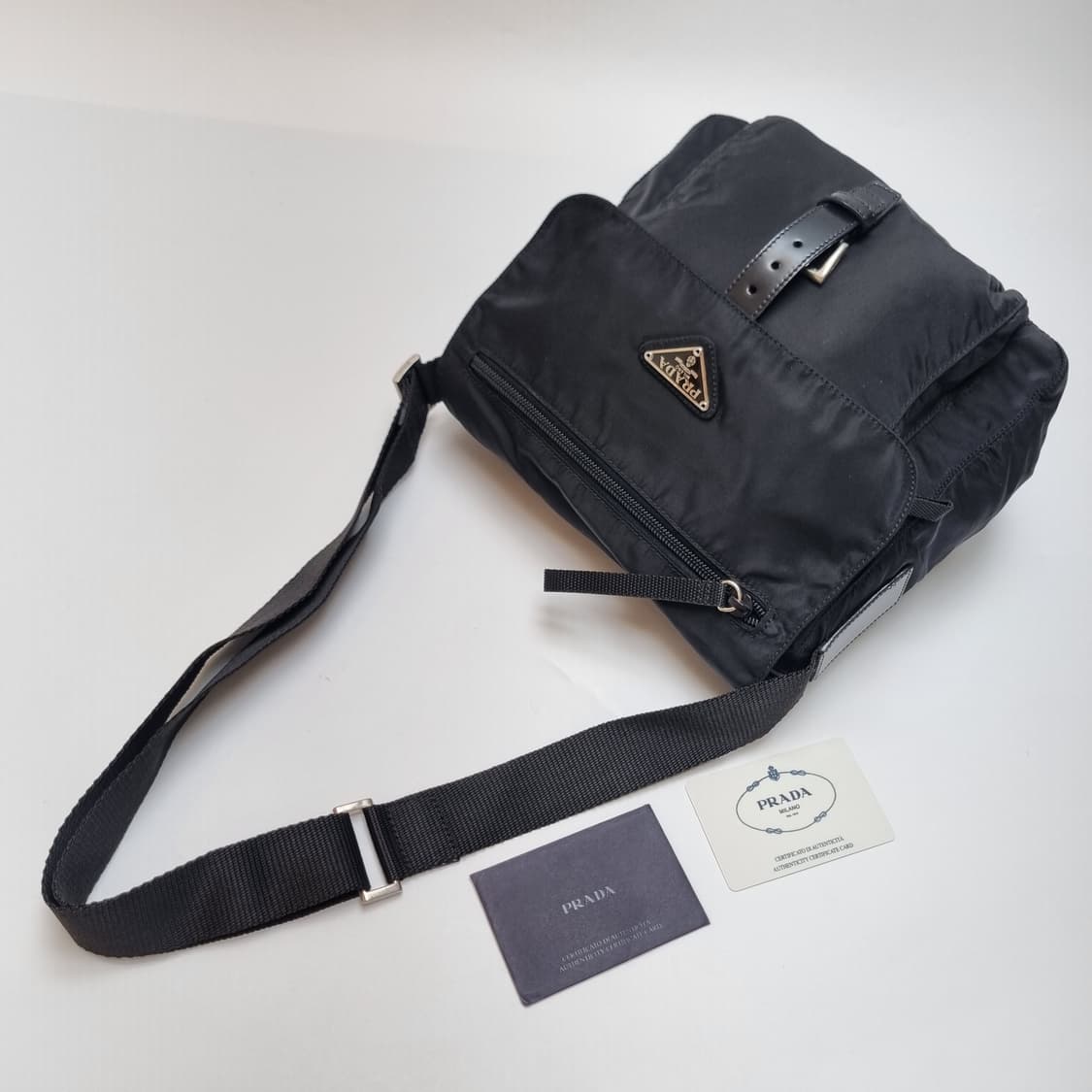 프라다 나일론 메신저백 크로스백 남녀공용(최상급, 개런티카드, 주우재백) 상품이미지5