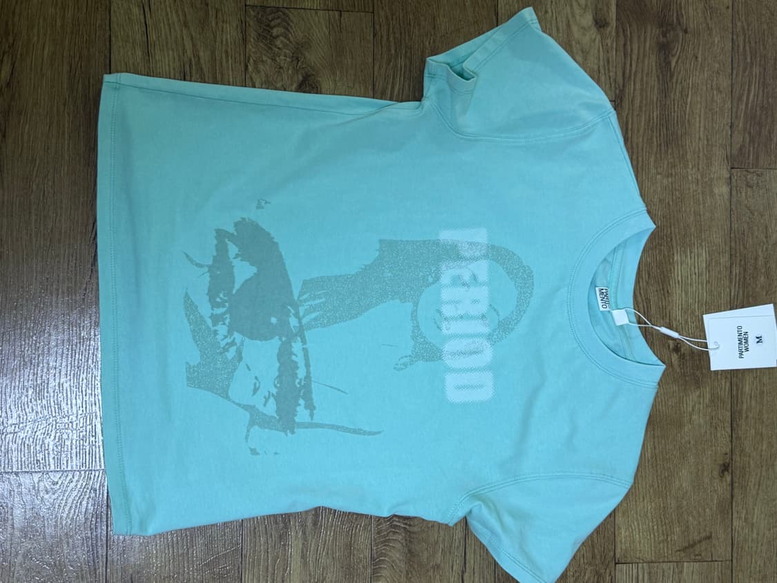 파르티멘토 우먼 PERIOD PRINTED TEE_SKY 상품이미지2
