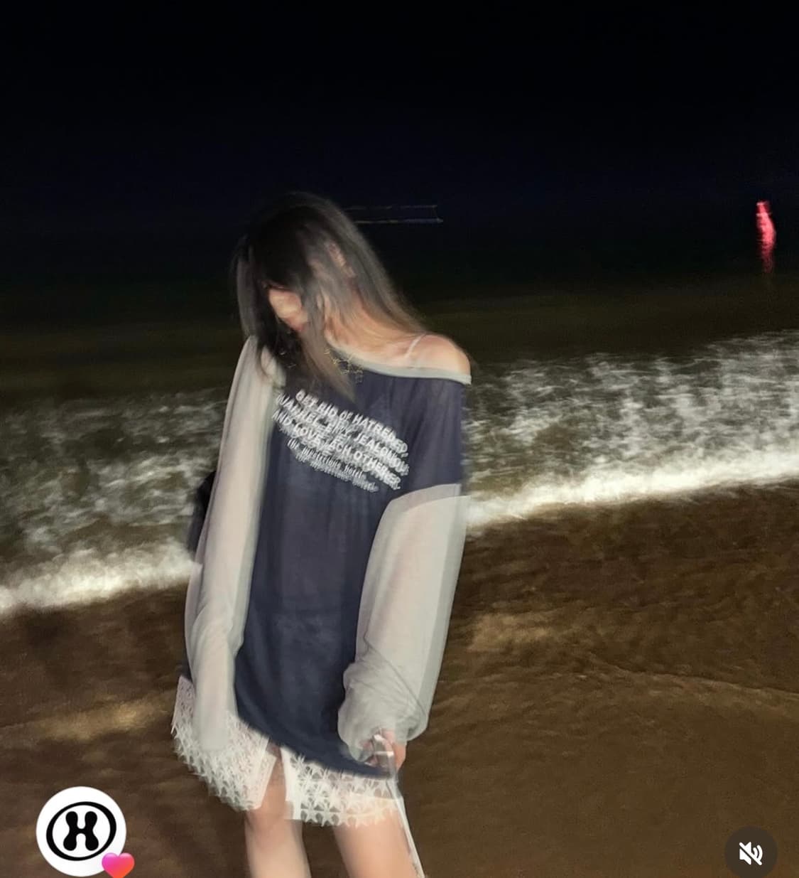 더미스테리어스호텔 시스루 티 상품이미지4