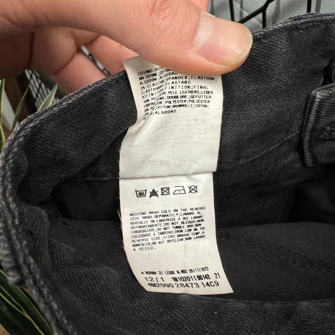 피에르 발망 아코디언 패널 데님 팬츠 지퍼 로고 포인트 블랙 상품이미지8