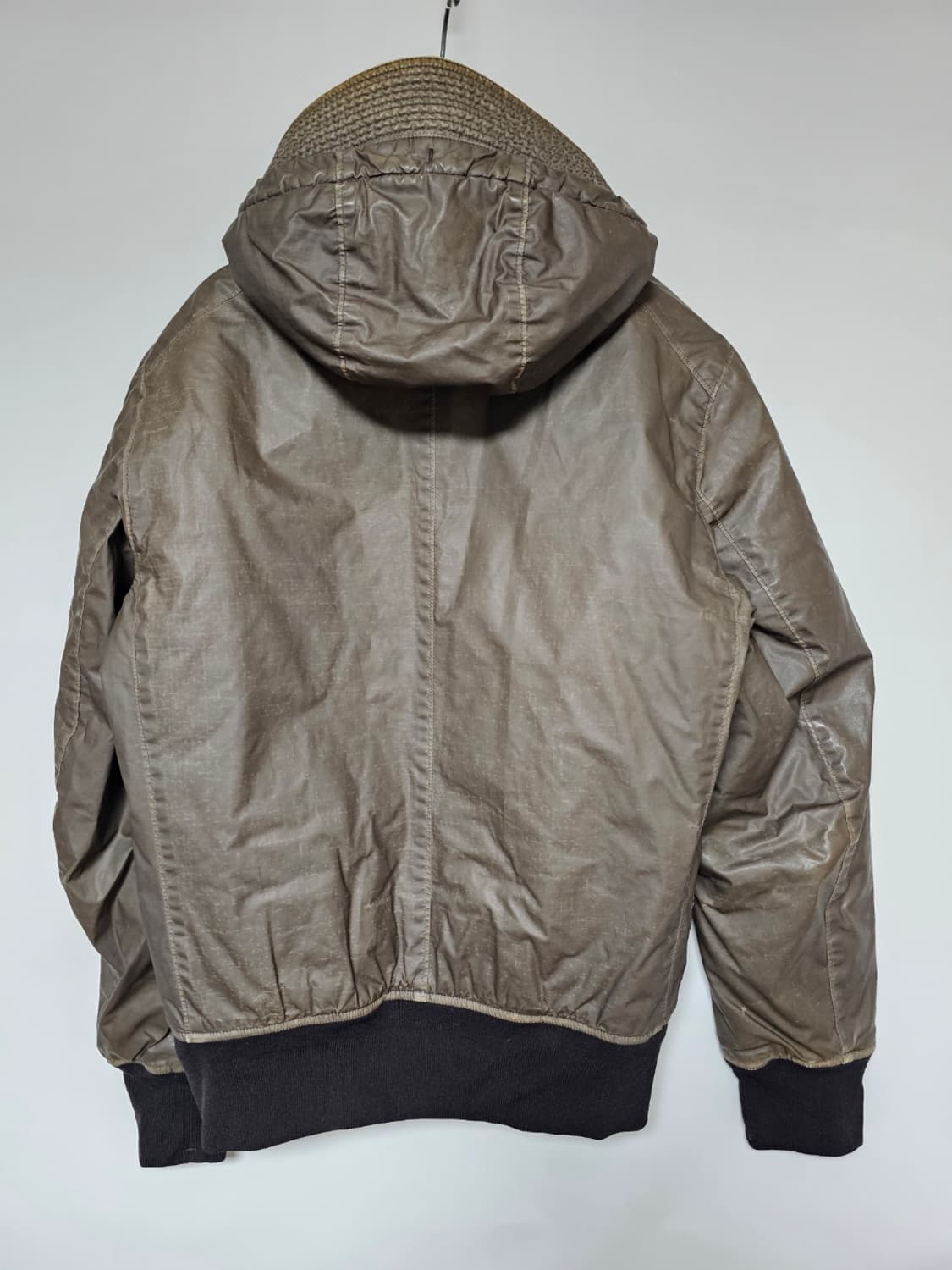 스톤아일랜드무솔라고마타후드자켓 상품이미지4