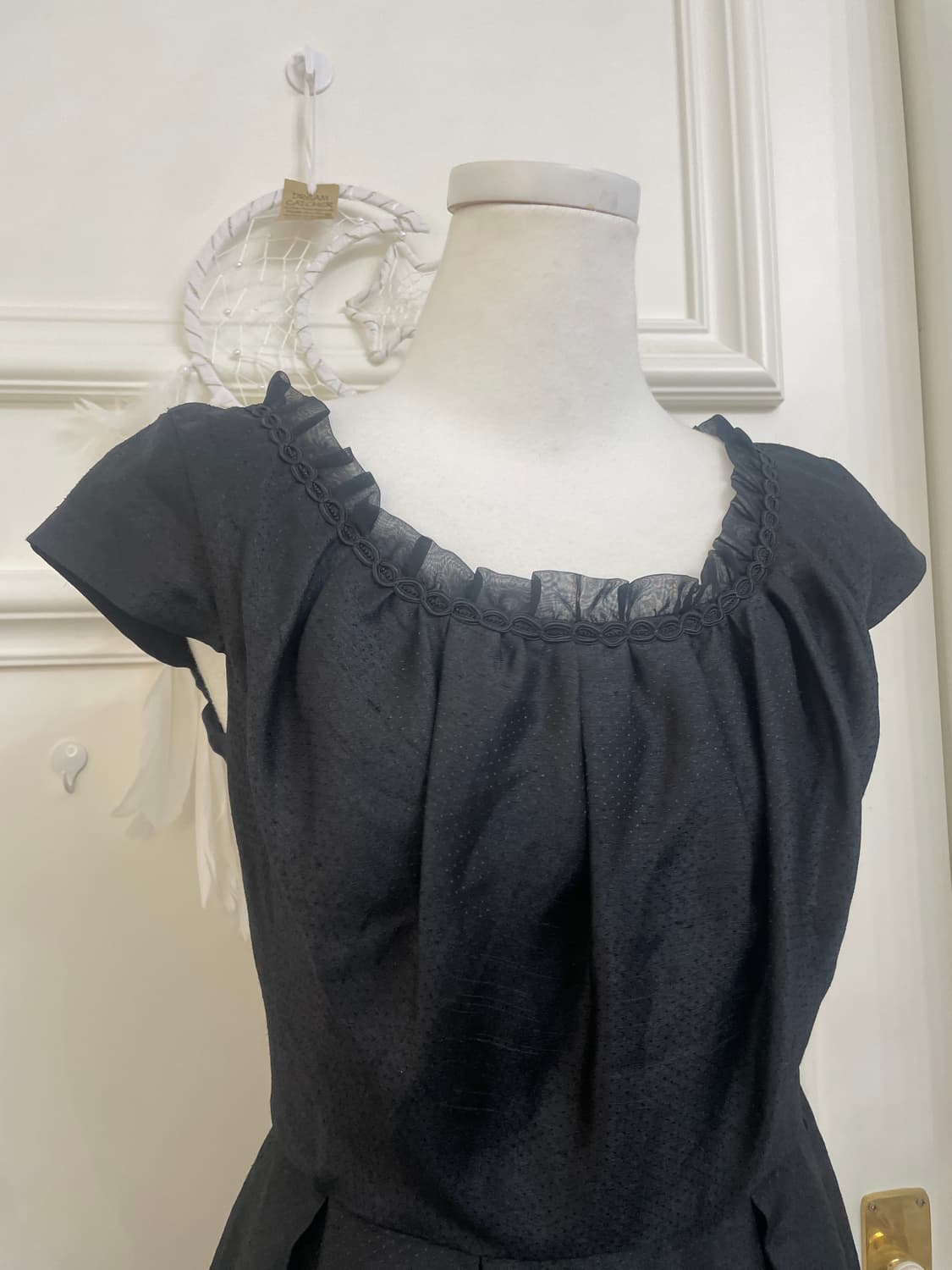 black pleats french sleeve neck shirring 상품이미지6