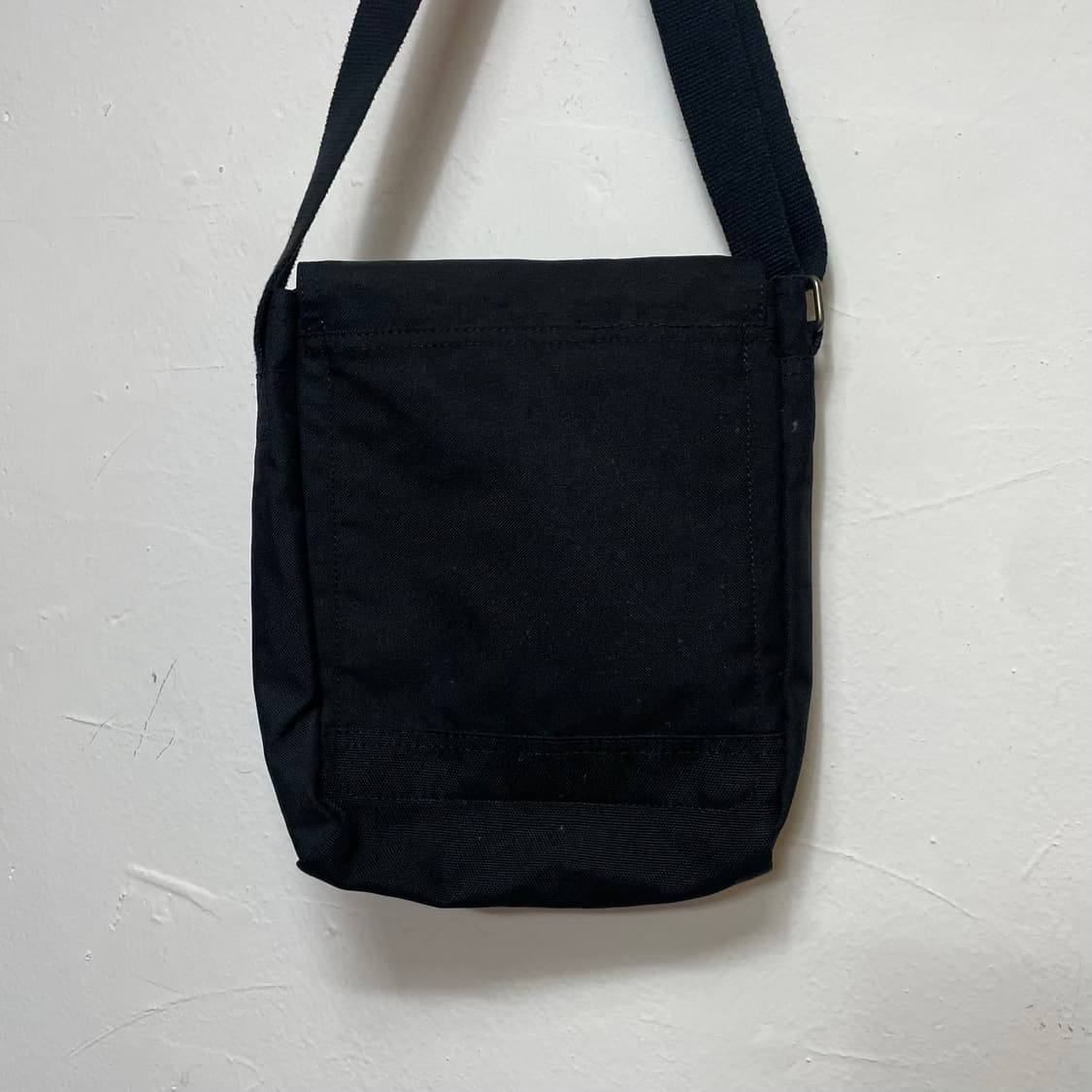 칼하트 크로스바디 백 상품이미지4