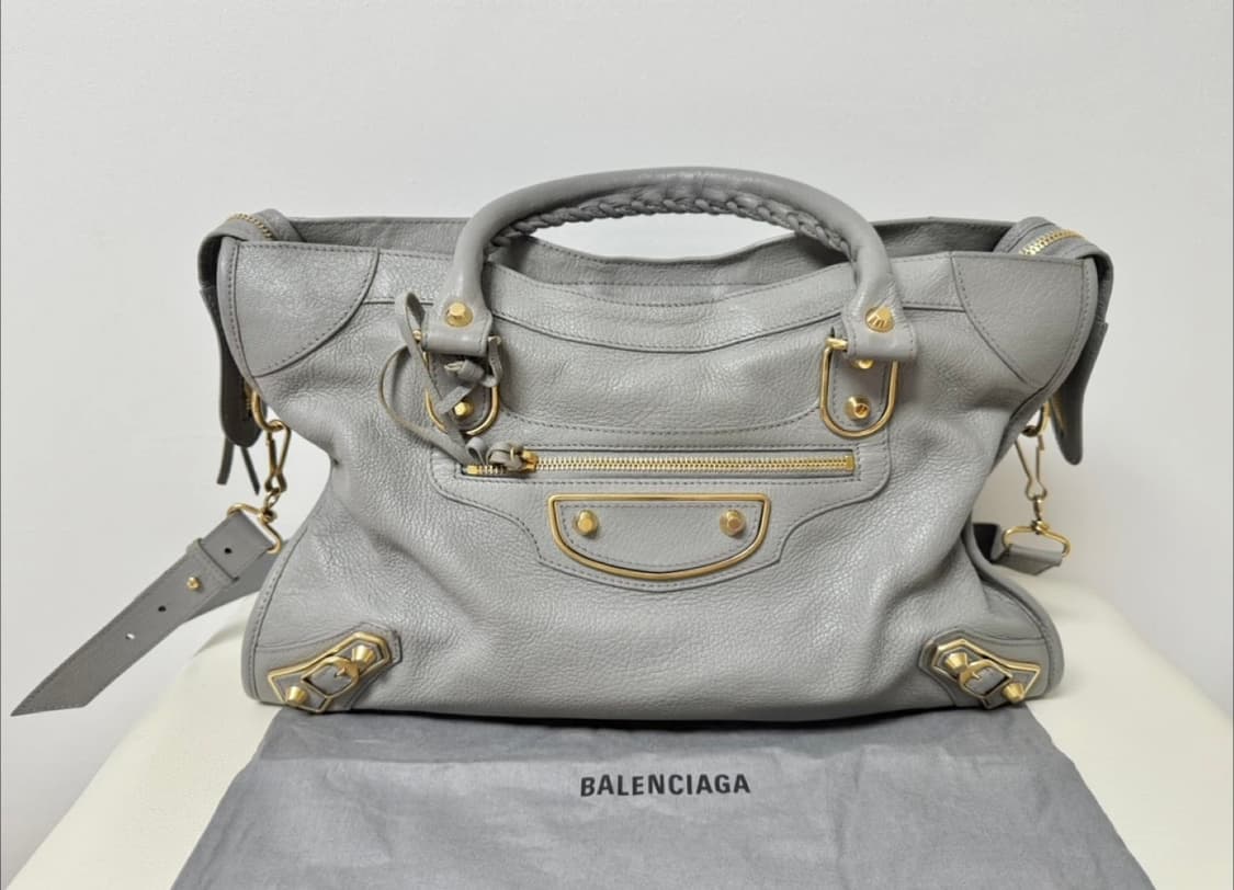 [정품] 발렌시아가 클래식 시티 모터백 그레이 (숄더스트랩 포함) 상품이미지1