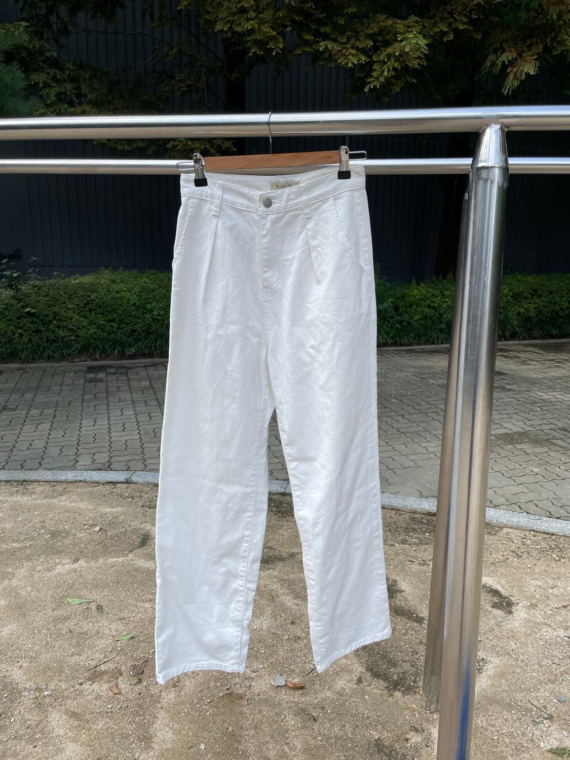 white pants 상품이미지1