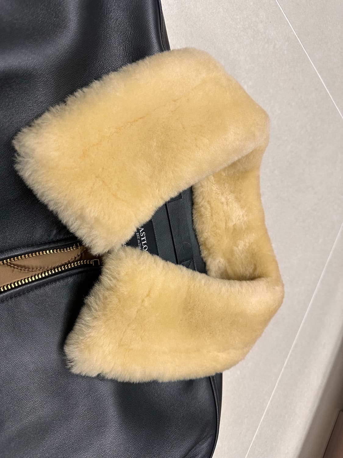 이스트로그 X 변요한 에어포스 점퍼 M 상품이미지4