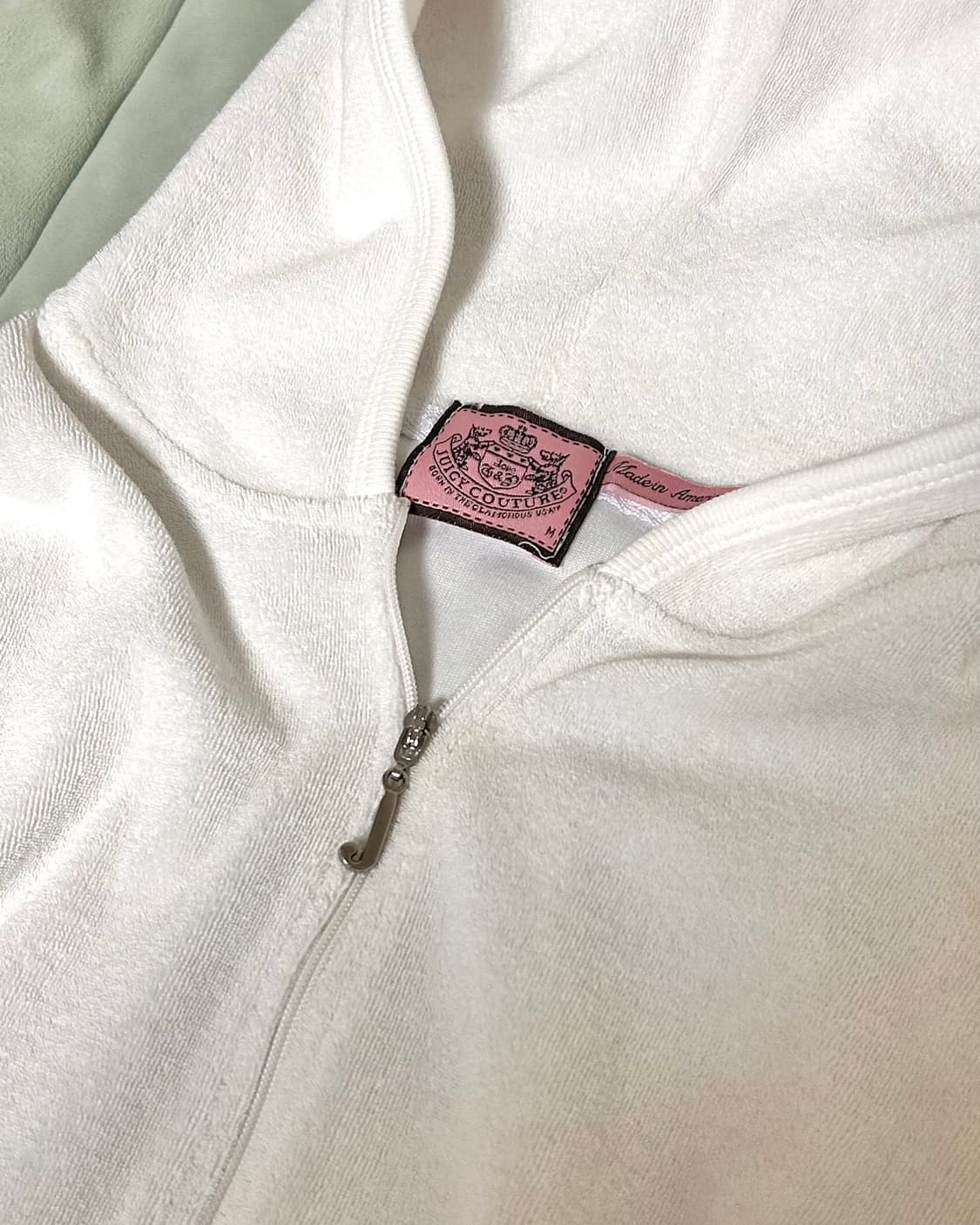 쥬시꾸뛰르 큐빅 벨루어 테리 집업 후디 상품이미지3