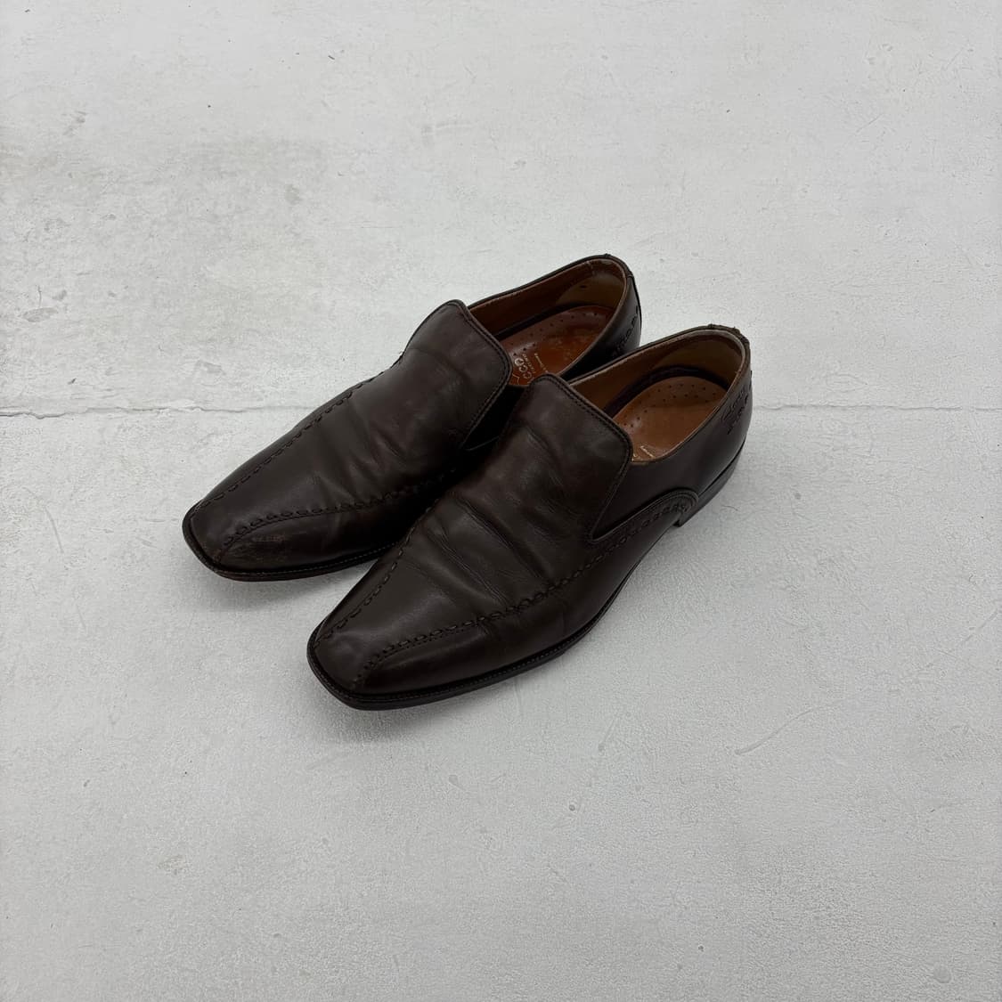 Clarks stitch loafer brown 상품이미지2
