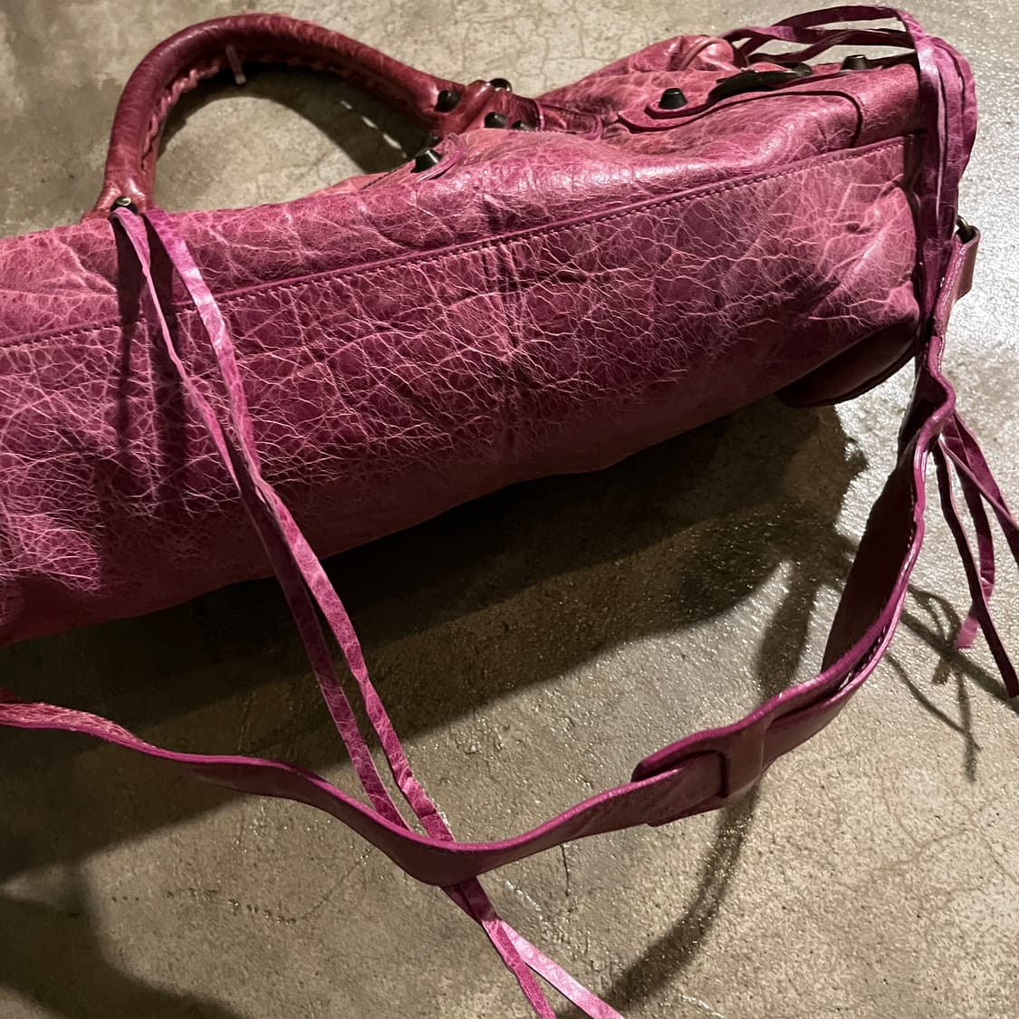 발렌시아가 모터백 상품이미지5