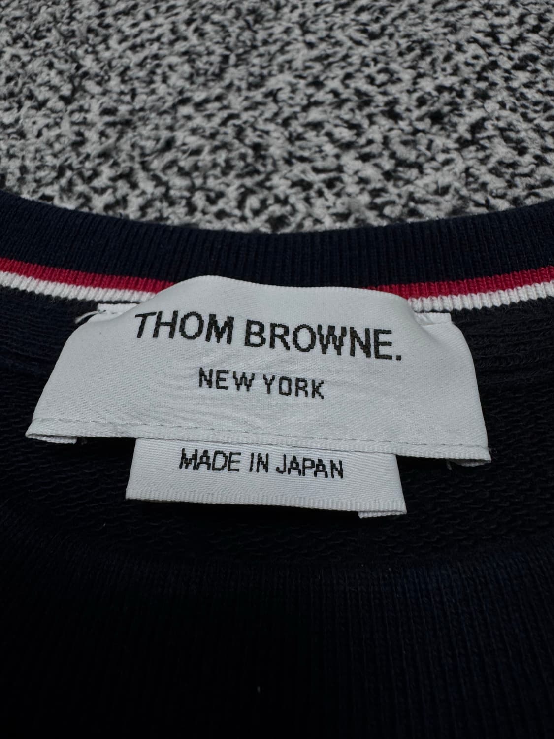 톰브라운 사선완장 맨투맨 5사이즈 상품이미지2