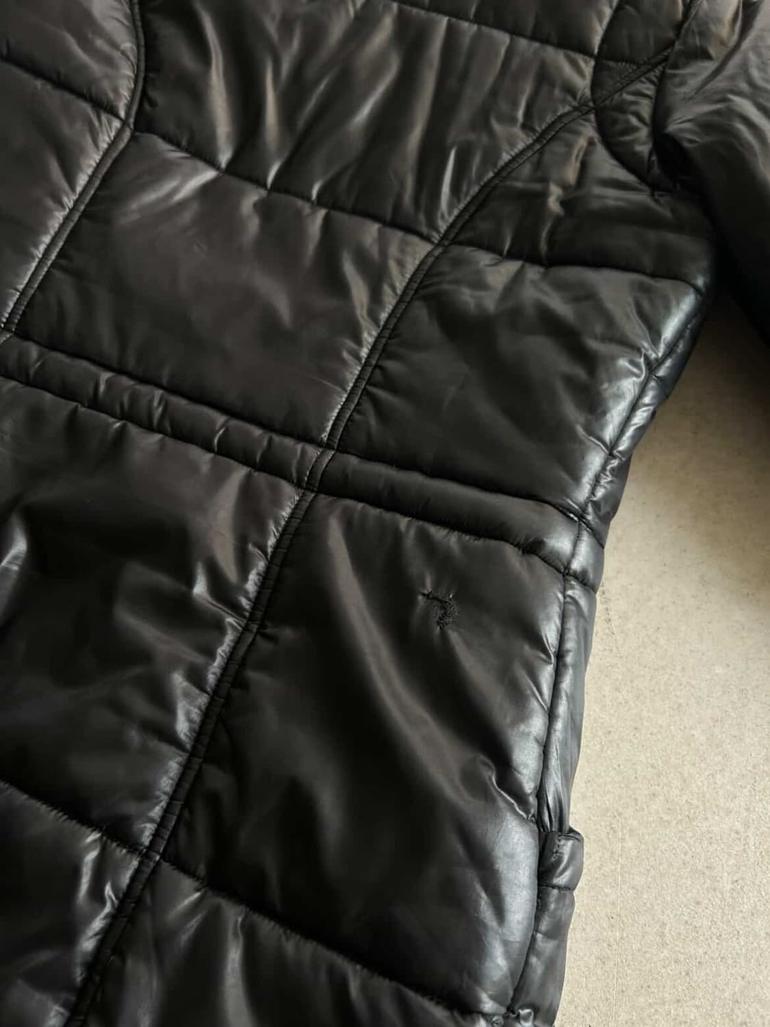 빈티지 아디다스 블랙 패딩 점퍼 ayadz 큐빈 파우닝 오공이 크루빈티지 상품이미지3