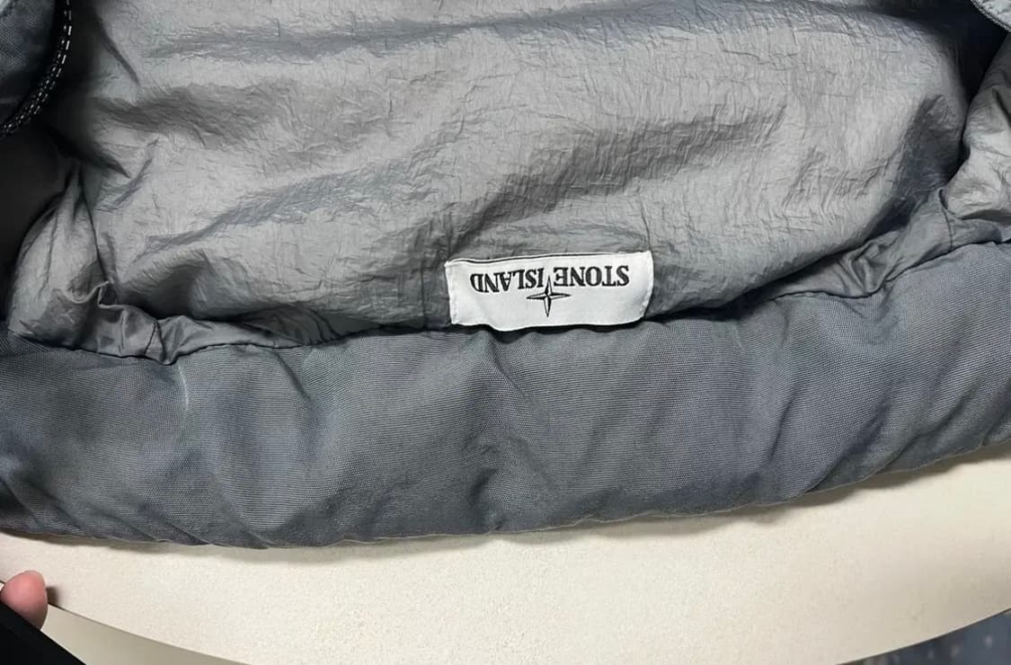 17FW 스톤아일랜드 크링클랩스 그레이 우원재패딩 상품이미지4