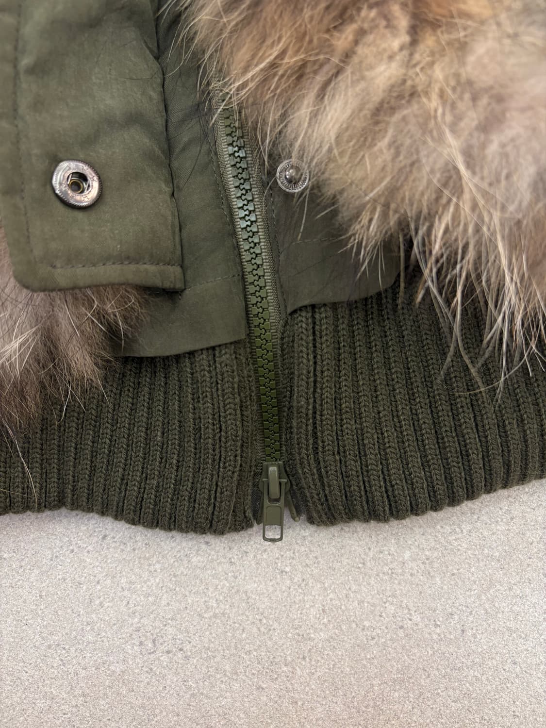 카키 퍼 투웨이 점퍼 상품이미지7