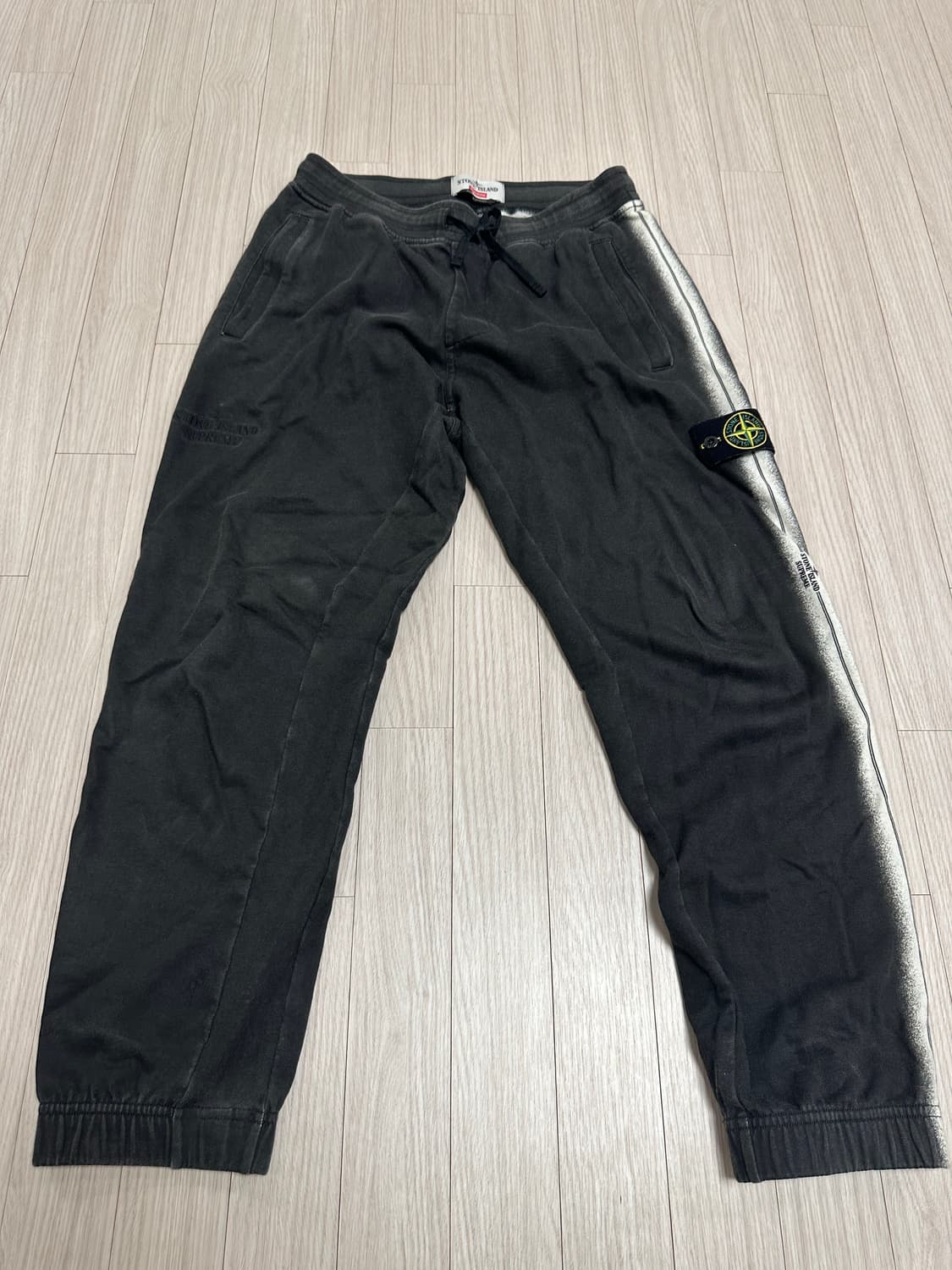 S 슈프림 x 스톤아일랜드 스웨트팬츠 블랙 상품이미지2