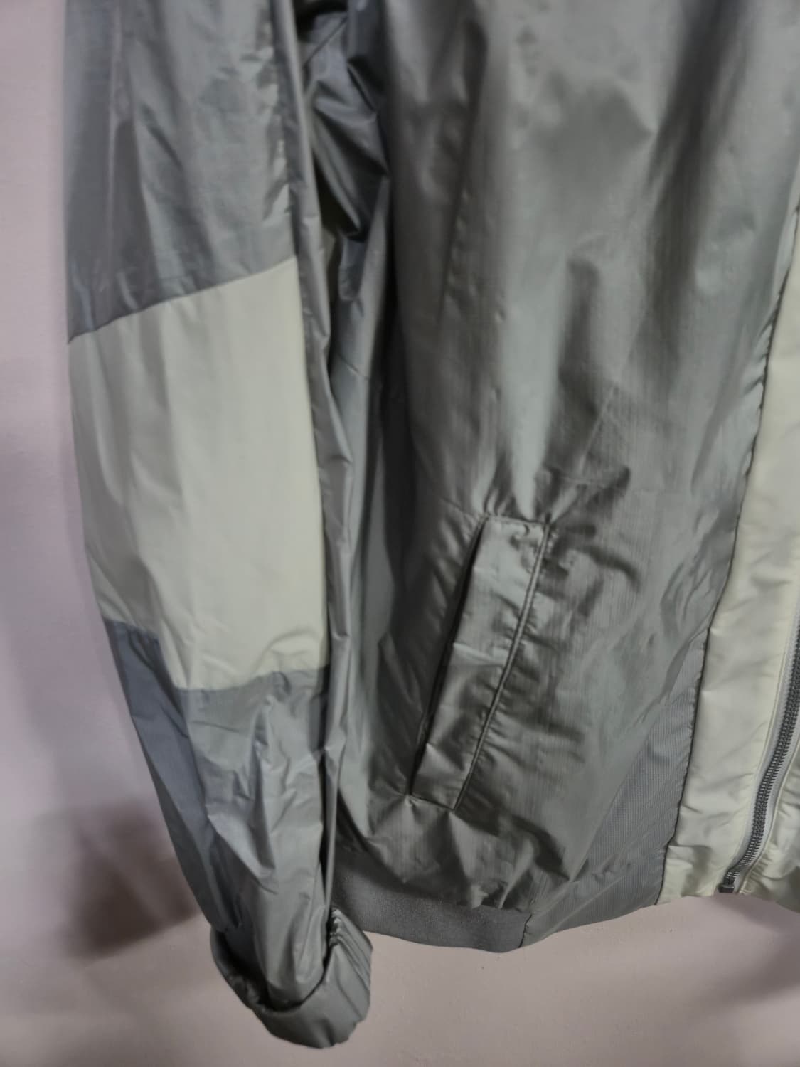 먼시웨어 남성 바람막이 점퍼 실버 상품이미지4