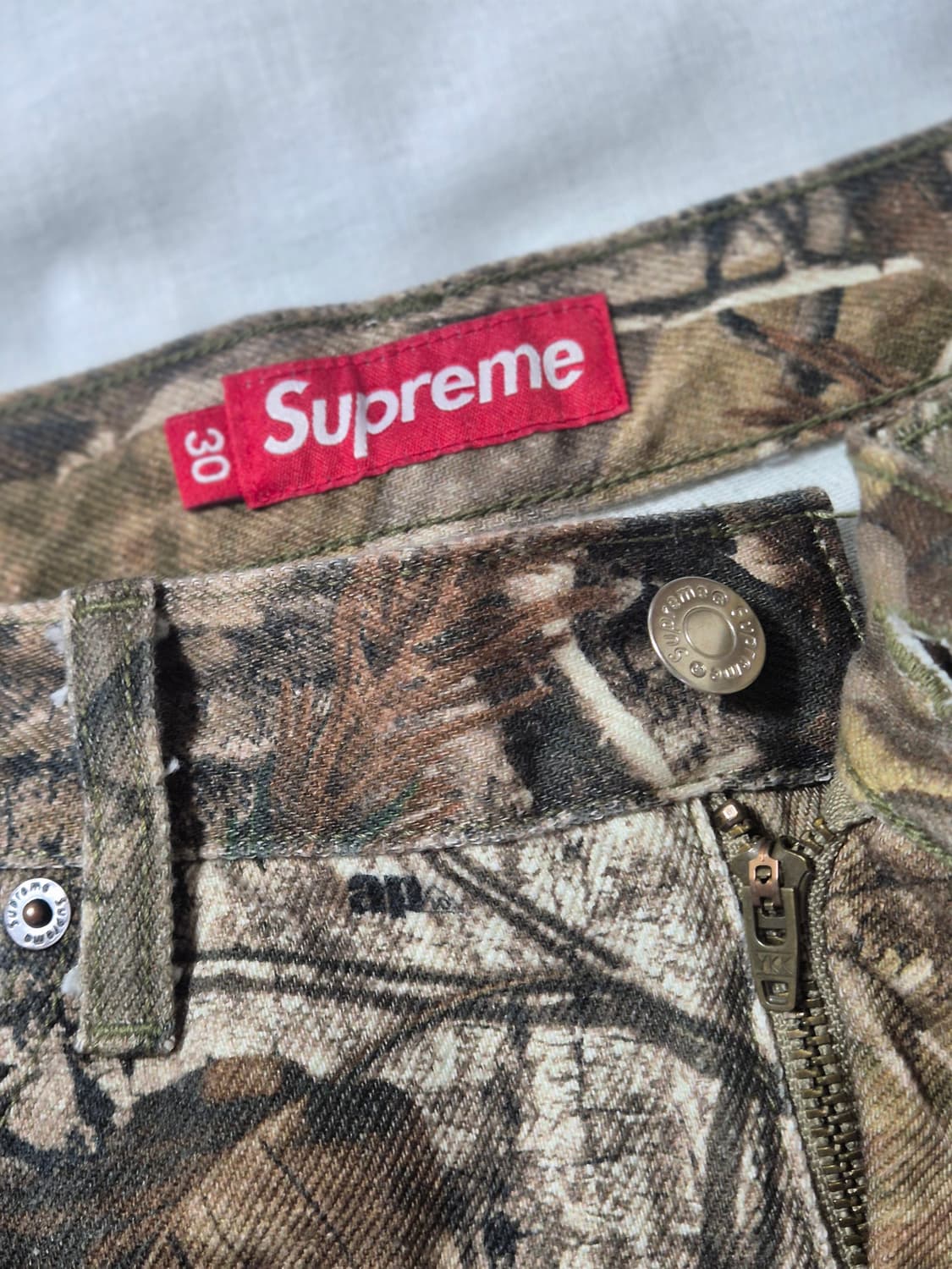 슈프림 25FW 리얼트리 배기 진 30사이즈 판매 상품이미지5