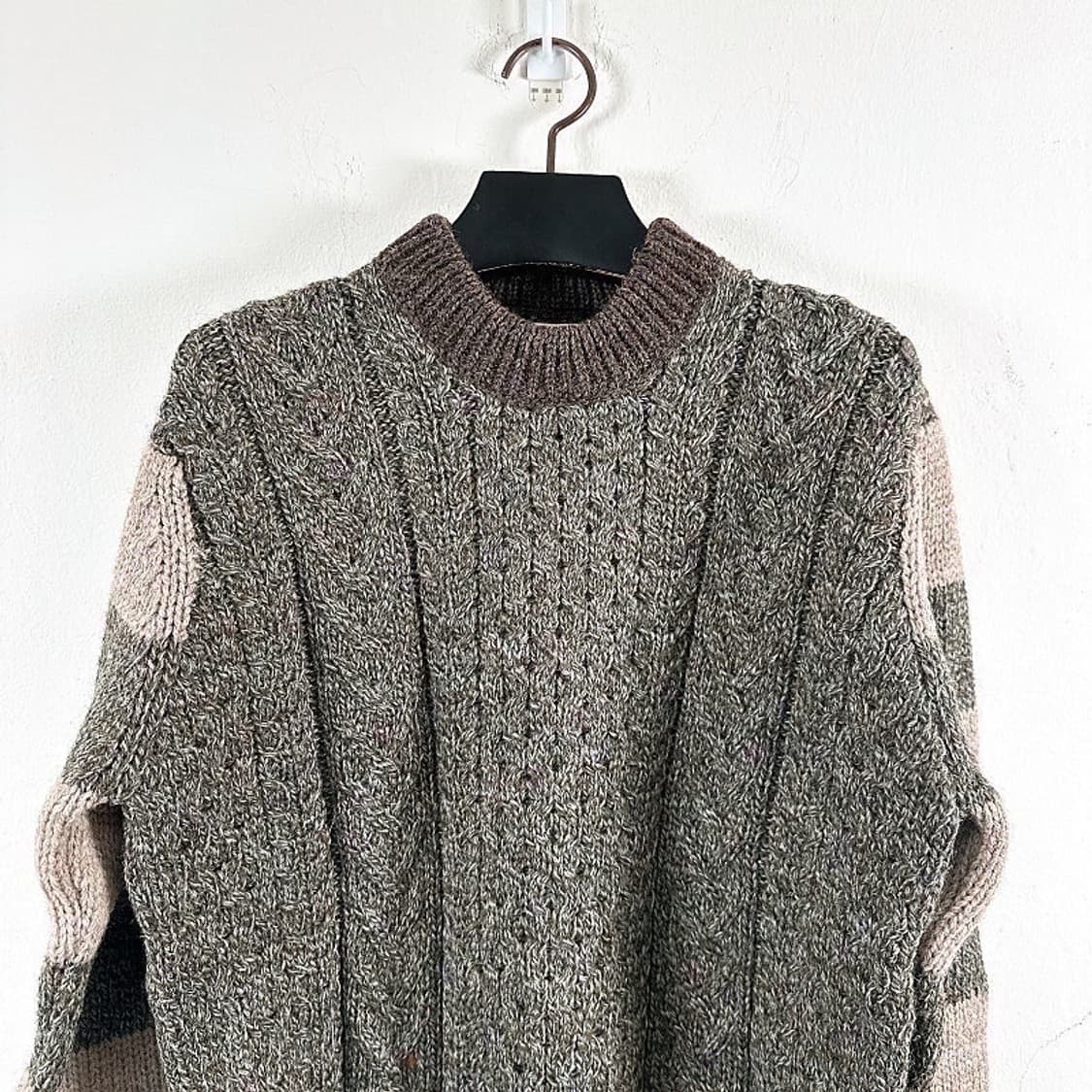 (정품/새상품) 이스트로그 X 하울린 남성 카키그린 케이블 울 니트 상품이미지3