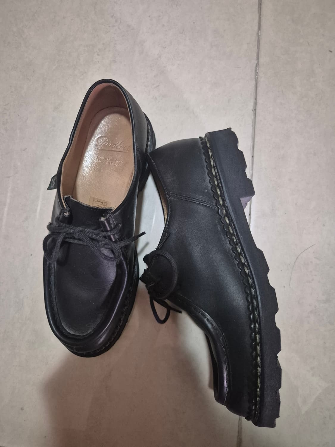 파라부트 미카엘 팝니다. 상품이미지2