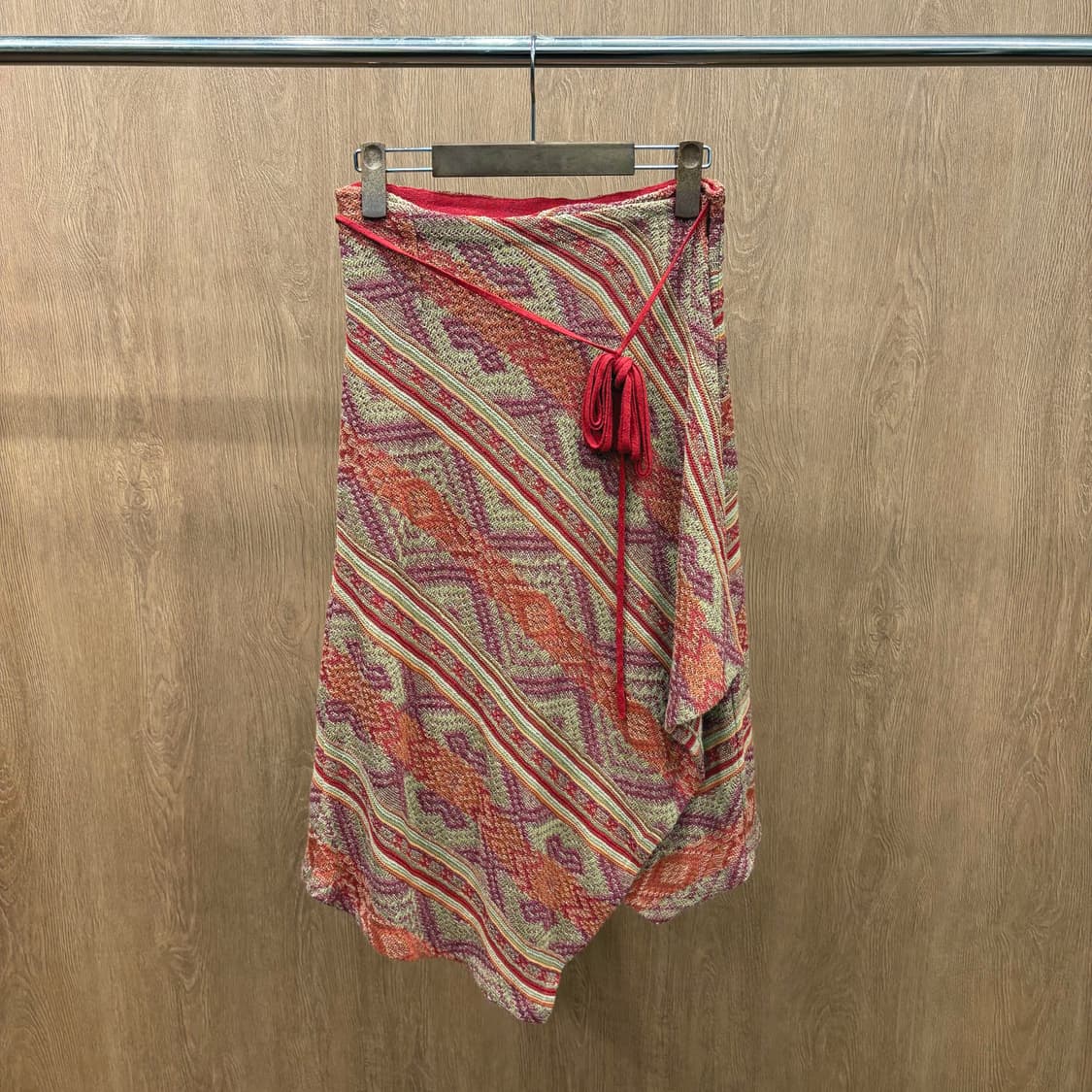 폴로 랄프 로렌 롱 스커트 멀티 스트라이프 패턴 랩 타이 디테일 레드 상품이미지2